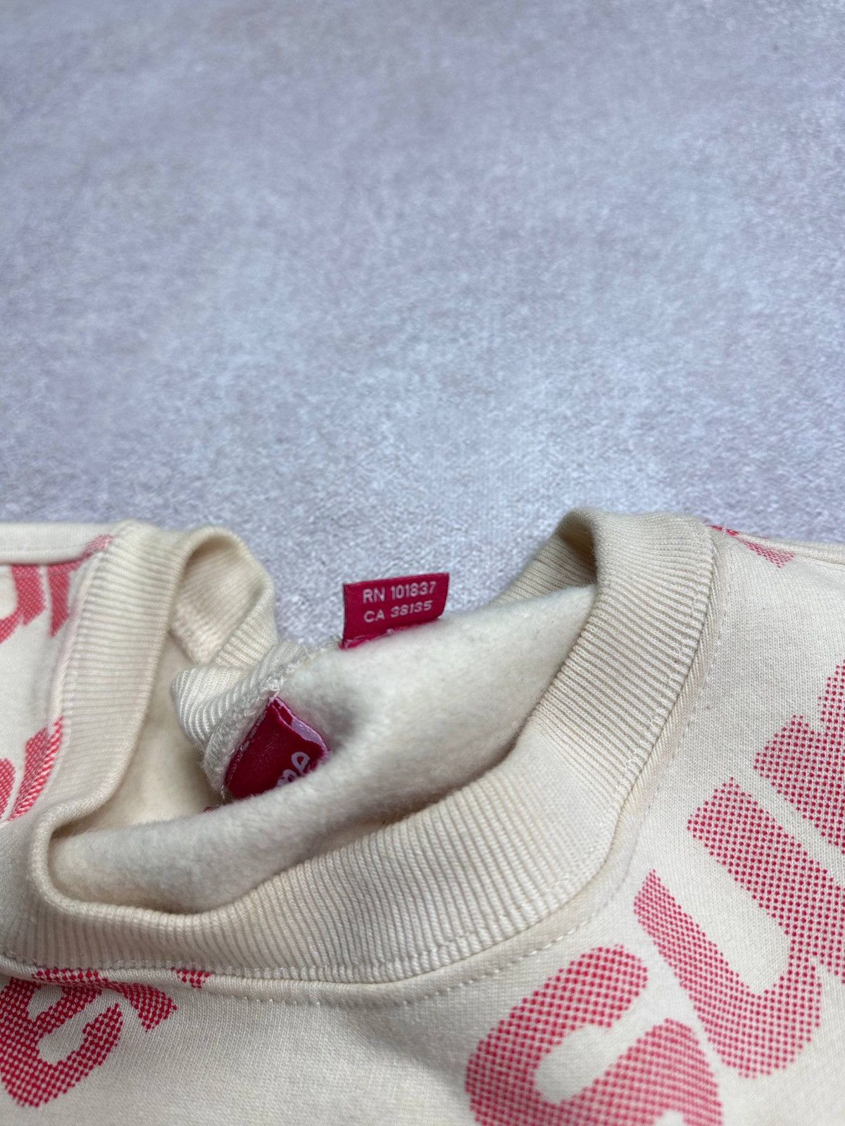 Supreme Vintage Supreme Ss Monogram Sweatshirt Rare S Size US S / EU 44-46 / 1 - 5 Thumbnail