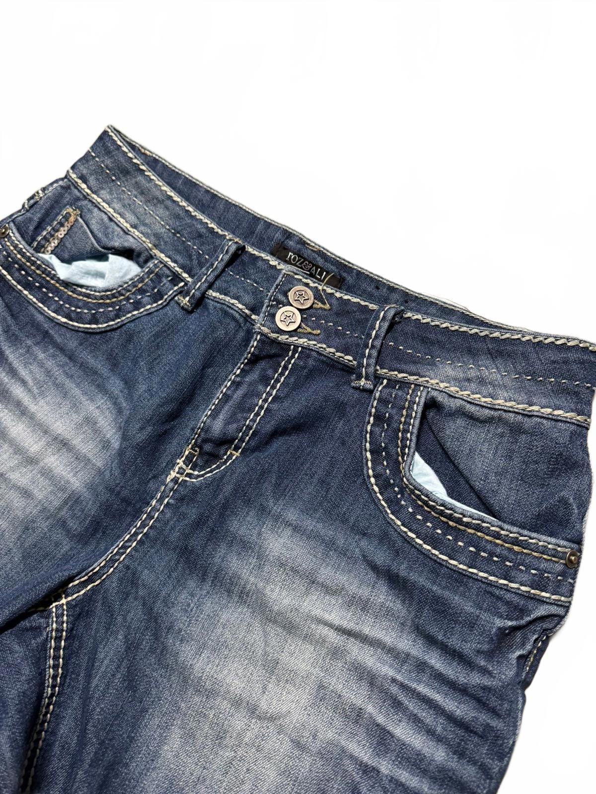 Designer Stylish Yoz & Ali Denim Cut-Off Shorts Size 30" / US 8 / IT 44 - 3 Thumbnail