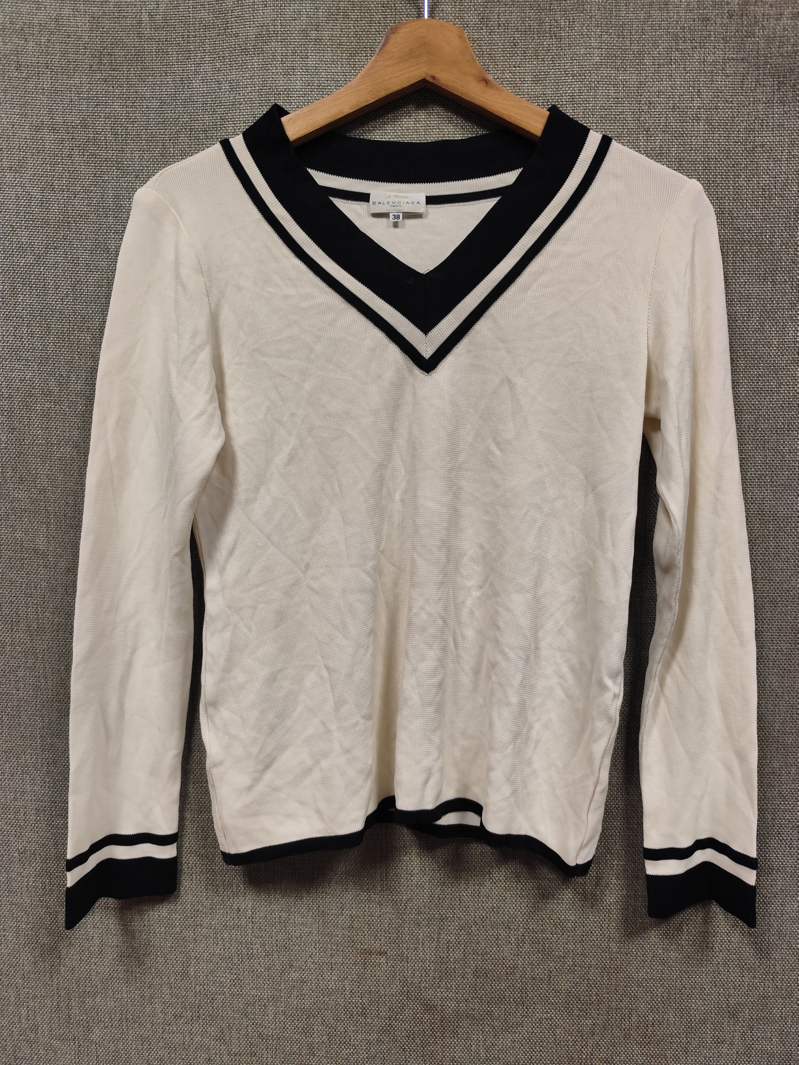 Balenciaga Vintage Balenciaga Paris "La Mode" V-Neck Knitwear Size S / US 4 / IT 40 - 1 Thumbnail