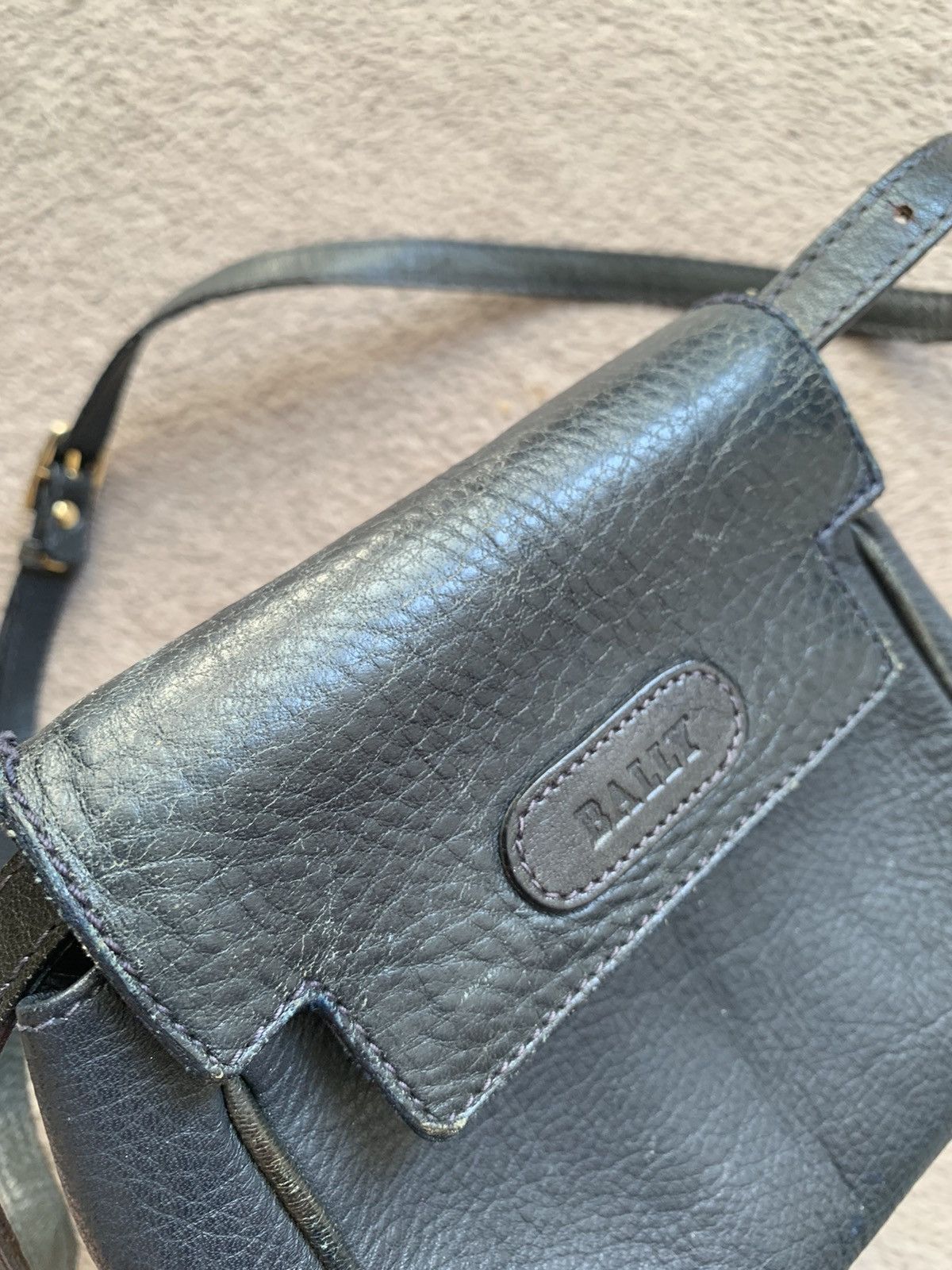 Bally × Genuine Leather × Vintage Rare🔥 Bally vintage leather mini bag Size ONE SIZE - 5 Thumbnail