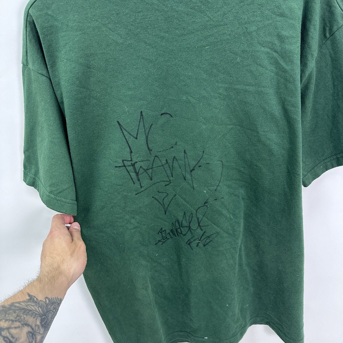 Band Tees vintage 90s Fettes Brot Indie rock signed tee rare Britain Size US L / EU 52-54 / 3 - 10 Thumbnail