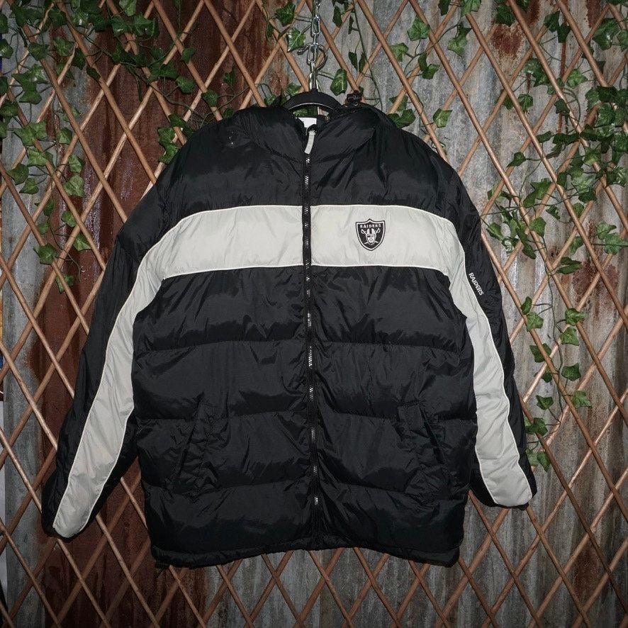 NFL Large - Vintage Y2K Oakland Raiders 00s zip up puffer jacket Size US L / EU 52-54 / 3 - 1 Thumbnail