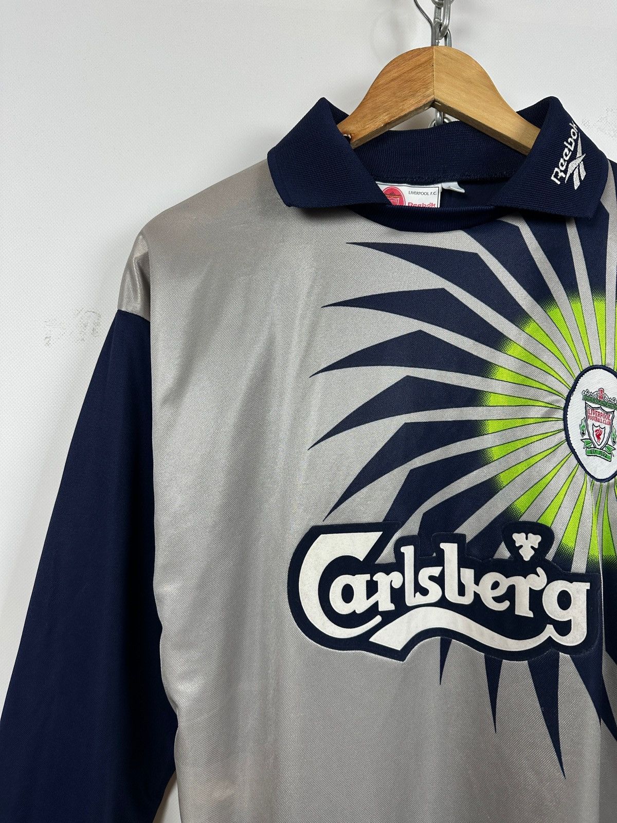 Reebok 1997/98 Vintage Reebok Liverpool Goalkeeper Soccer Jersey Size US S / EU 44-46 / 1 - 5 Thumbnail