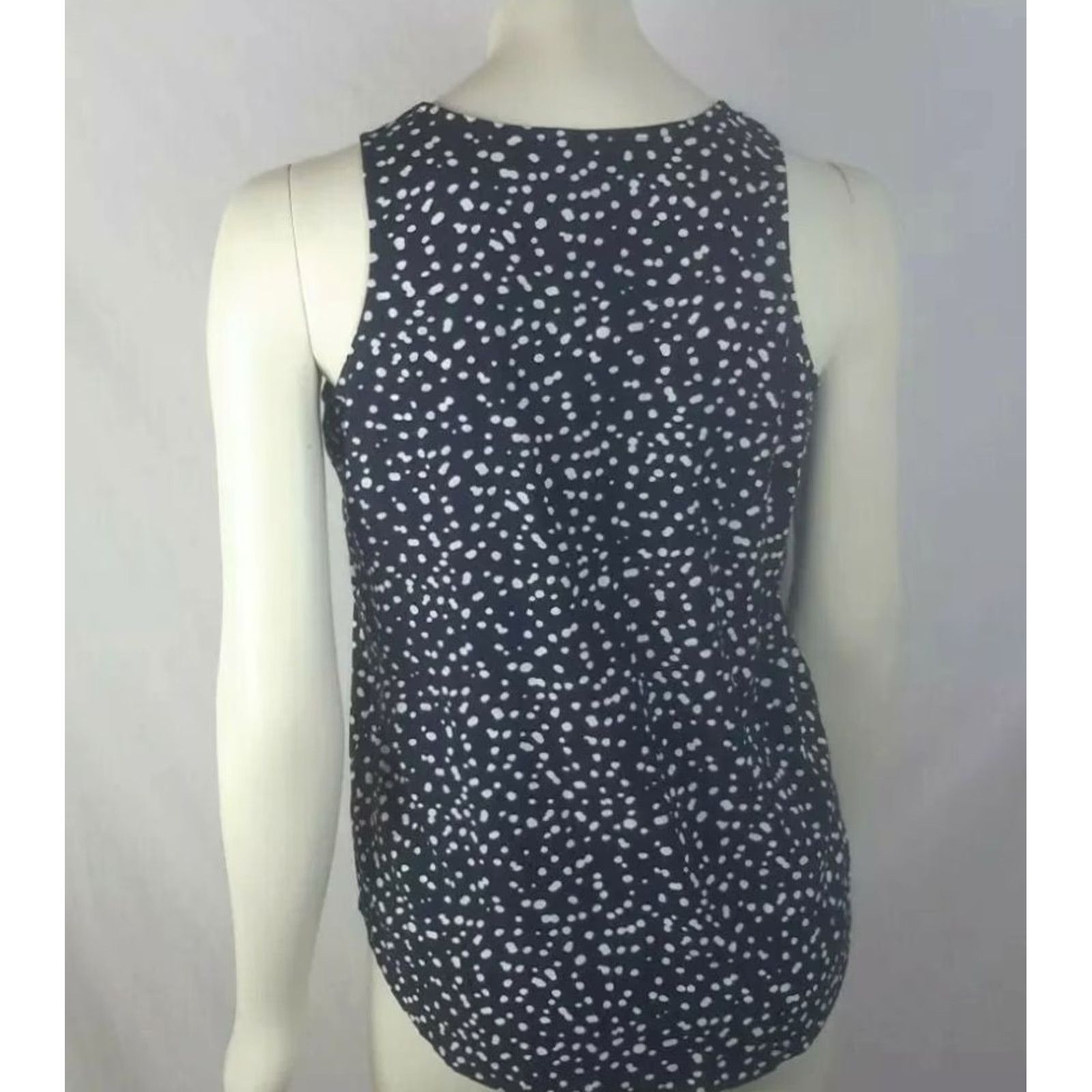 J.Crew NWT J.CREW Womens XS Navy White Polka Dot Tank Top Shirt Cami Sleeveless Scoop Neck Casual Women's XS Tank Size XS / US 0-2 / IT 36-38 - 3 Thumbnail