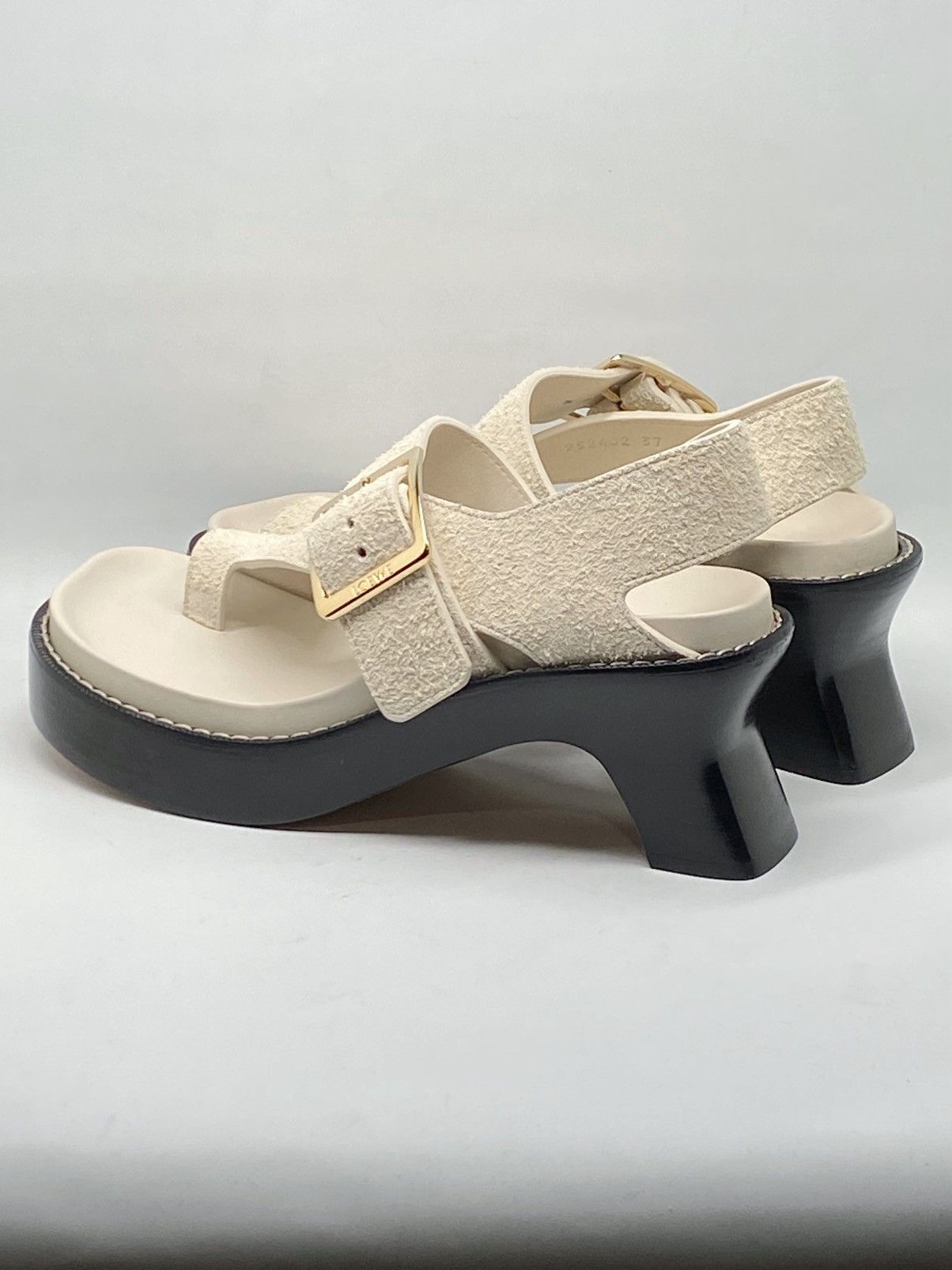Loewe Loewe Ease heel suede sandal size 37 Size US 7 / IT 37 - 7 Thumbnail