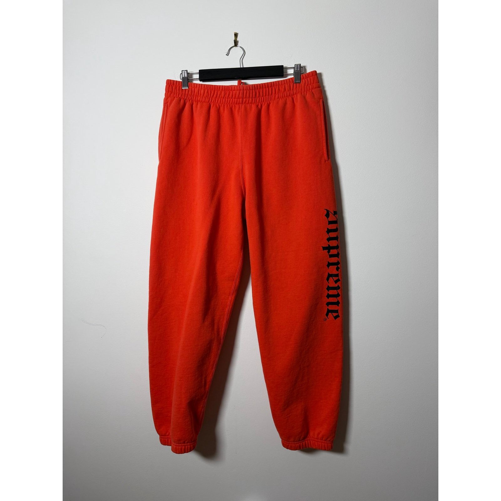 Supreme Supreme Washed Old English Sweatpant Size US 32 / EU 48 - 2 Thumbnail