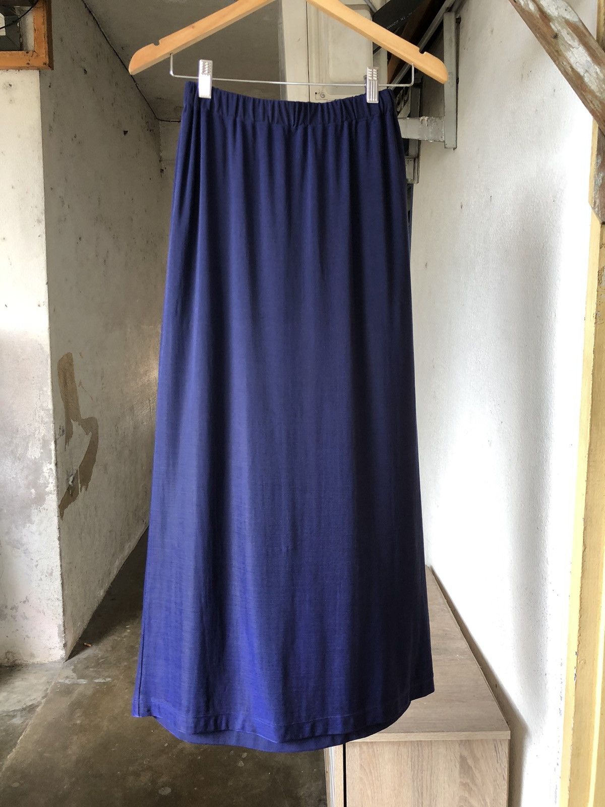 Pleats Please Issey Miyake ✨Vintage Issey Miyake Shiny Blue Stretchable Midi Skirt Size 25" / US 0 / IT 36 - 7 Thumbnail