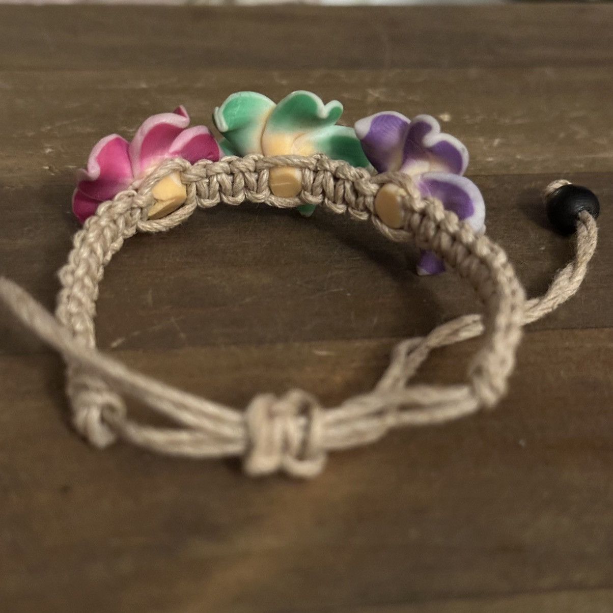 Other Woven hibiscus flower adjustable bracelet Size ONE SIZE - 5 Thumbnail