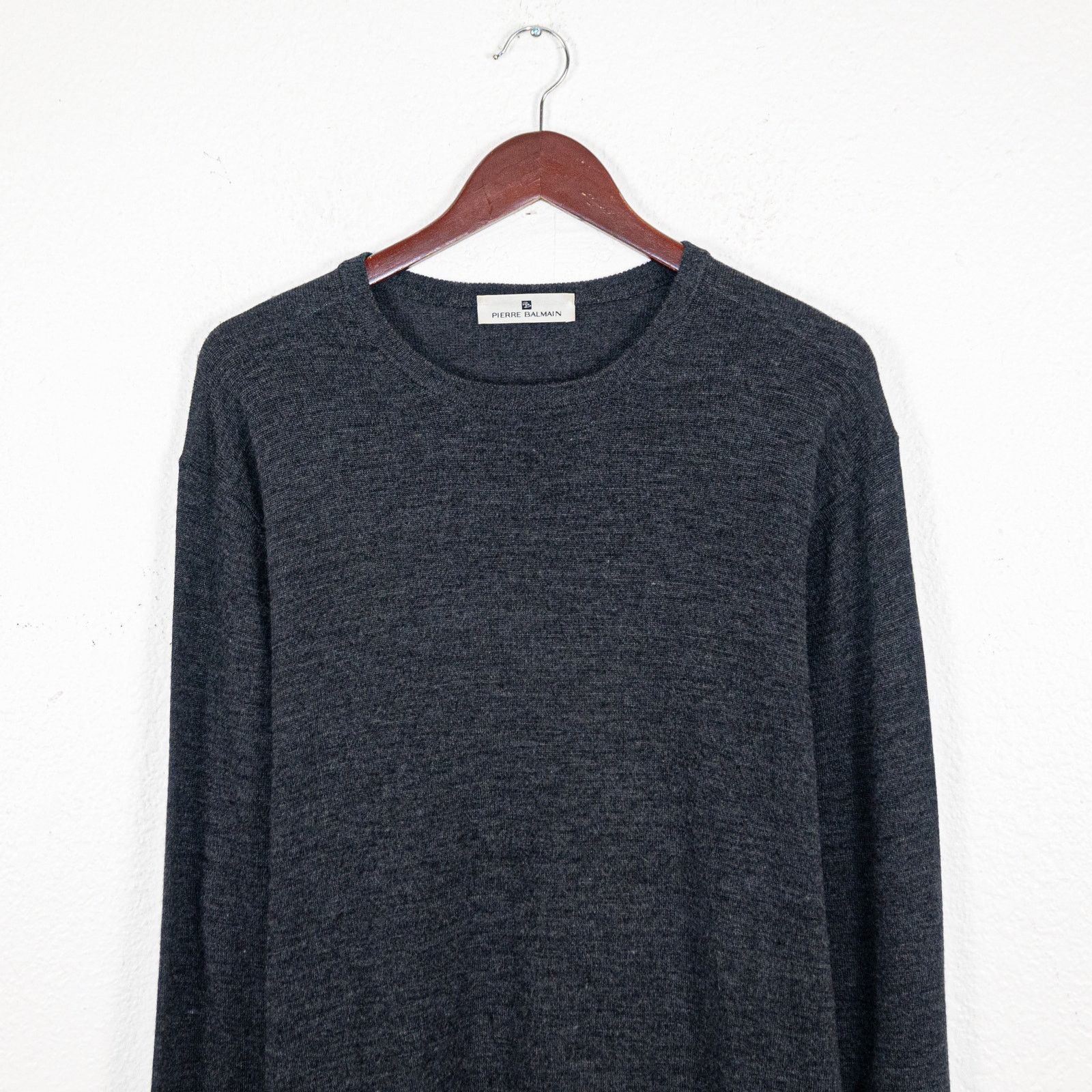 Pierre Balmain Vtg PIERRE BALMAIN Men's 100% Wool Sweater Charcoal 54 Size US L / EU 52-54 / 3 - 2 Thumbnail