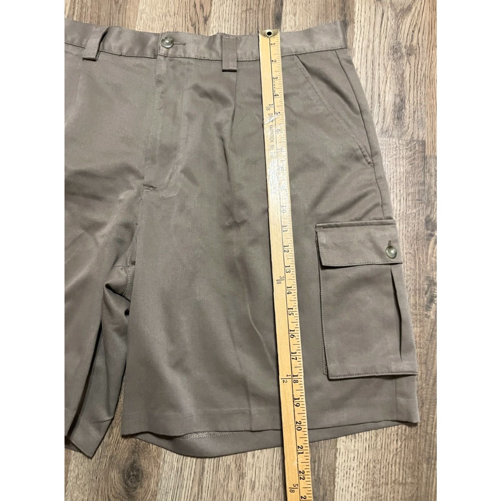 Croft & Barrow Croft & Barrow Shorts Mens Size 38 Brown Cargo Shorts Multi Pockets Size US 38 / EU 54 - 7 Thumbnail