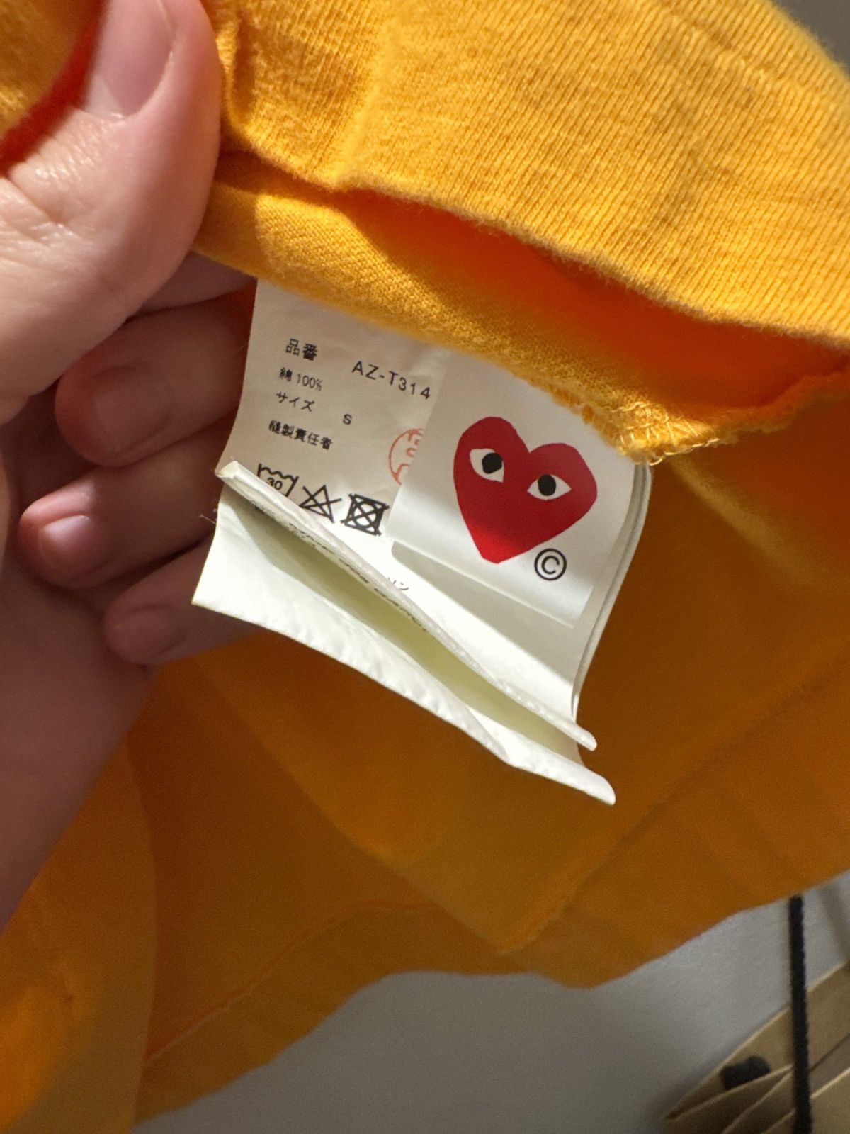 Comme des Garcons PLAY Comme des garçons play - yellow - small (fits like xs) Size US S / EU 44-46 / 1 - 5 Thumbnail