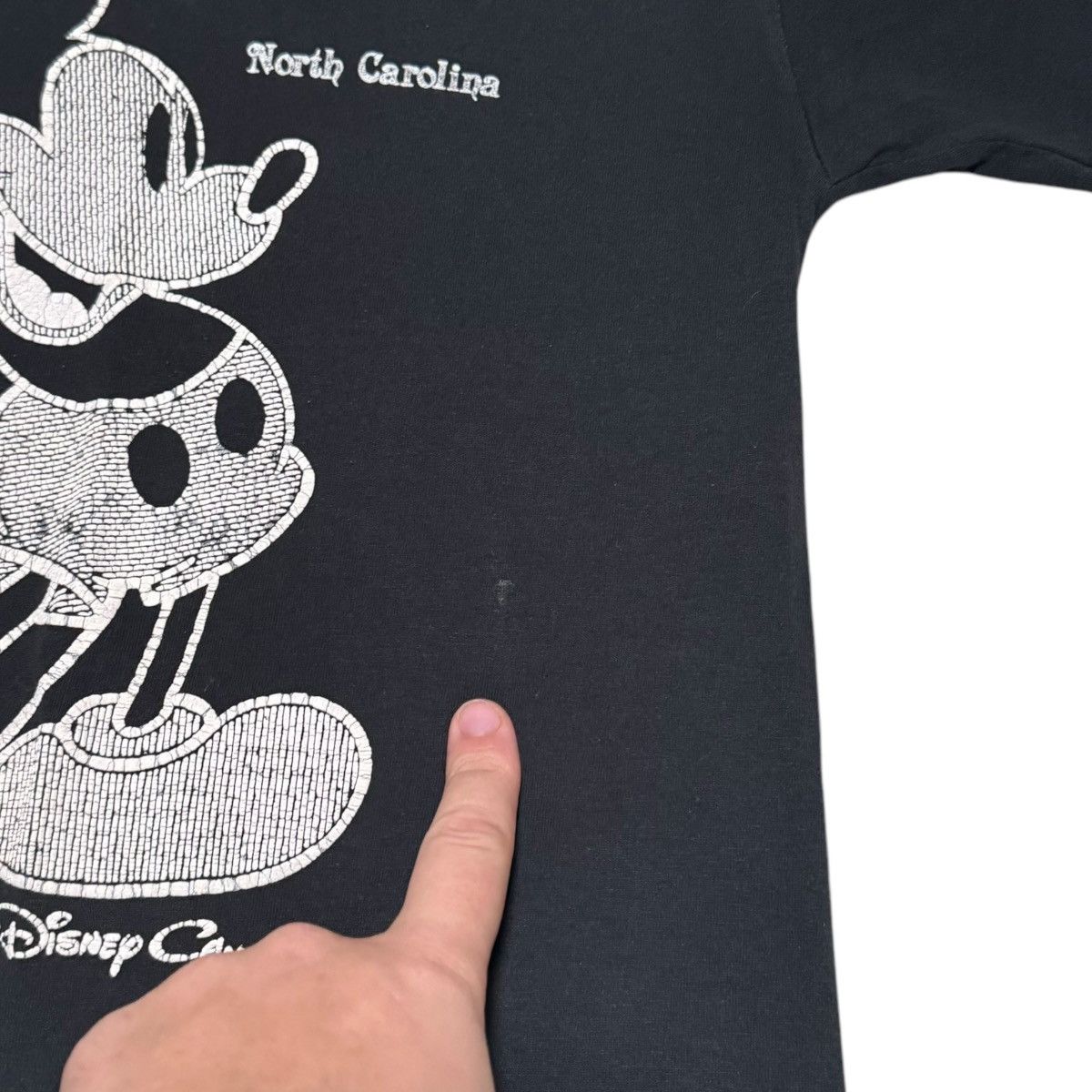 Vintage Vintage 80s Mickey Mouse North Carolina Shirt Adult S Size US S / EU 44-46 / 1 - 3 Thumbnail