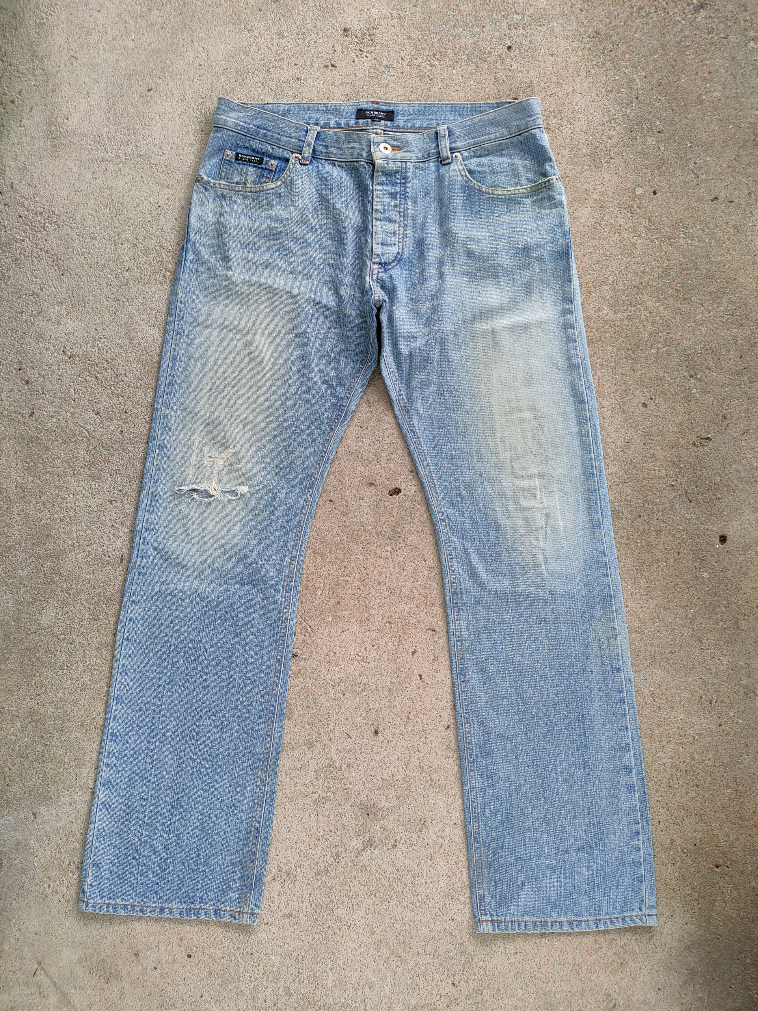 Burberry VINTAGE BURBERRY BLACK LABEL FADED RIPPED JEANS DENIM PANTS Size US 34 / EU 50 - 2 Thumbnail