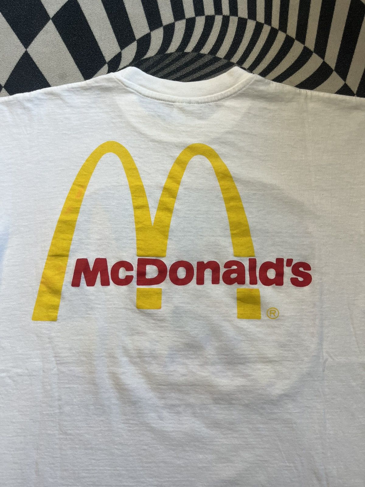 Arts & Science Vintage McDonald’s One Happy Island 90’s Tshirt Size US L / EU 52-54 / 3 - 9 Thumbnail