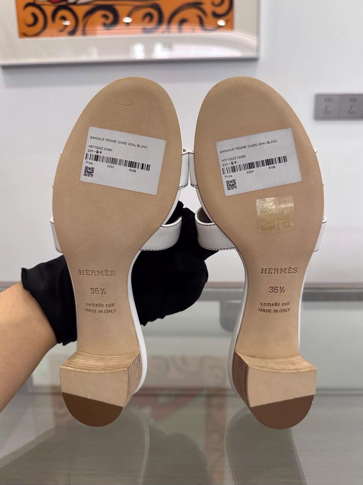 Hermes Hermes Oasis White H Logo Women's 5cm Heel Slipper 36.5 Size US 6 / IT 36 - 6 Thumbnail