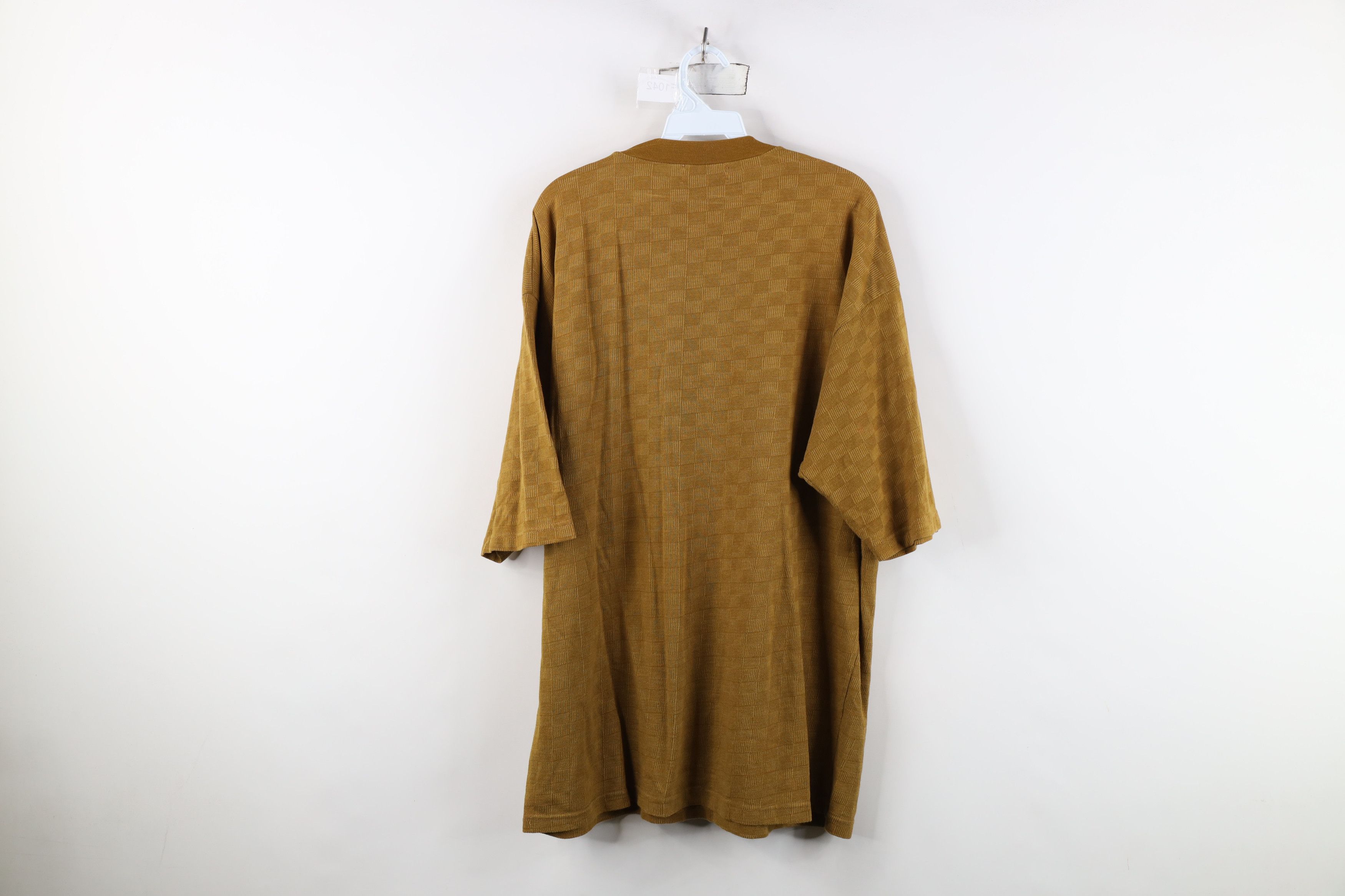 Vintage Vintage 90s Streetwear Checkered Knit Pocket T-Shirt Gold Size US XXL / EU 58 / 5 - 8 Thumbnail