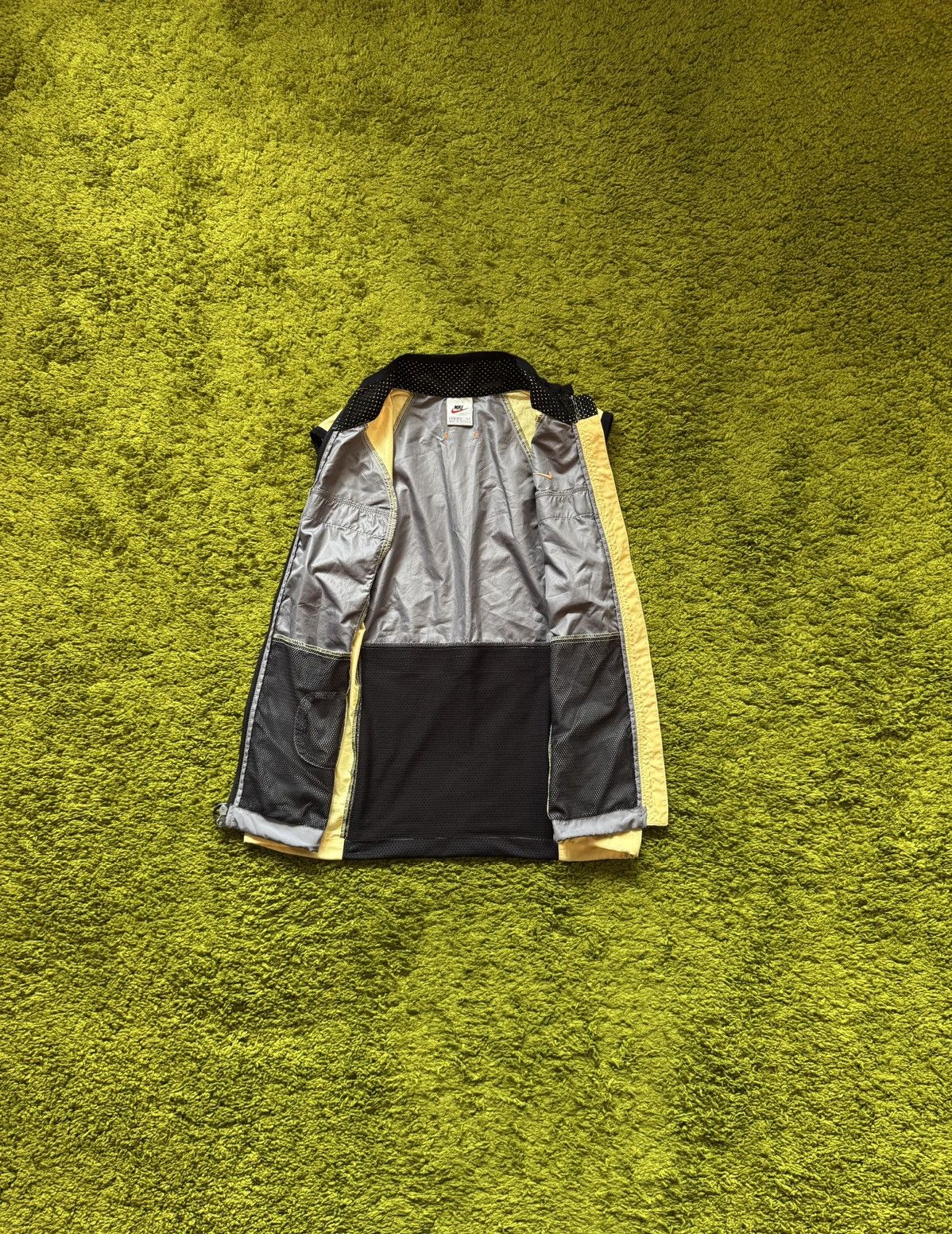 Nike × Vintage Nike 2000s vintage gorpcore style zip vest gilet Y2K Size US M / EU 48-50 / 2 - 2 Thumbnail