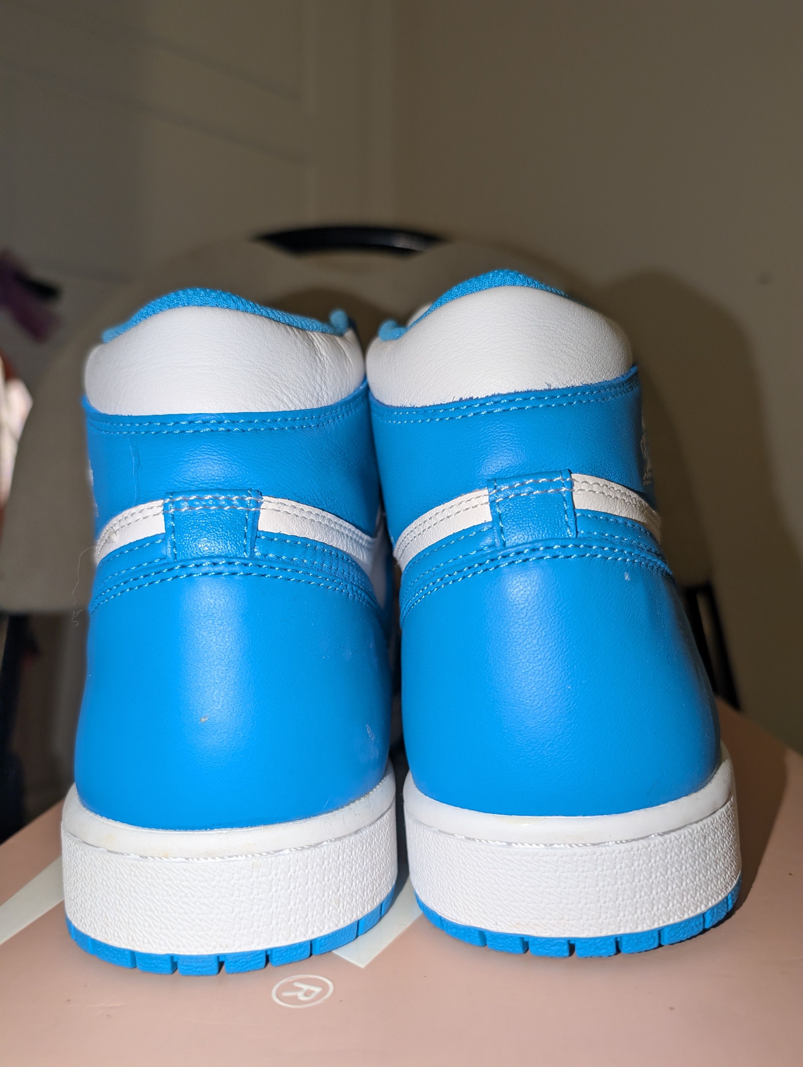 Jordan Brand AIR JORDAN 1 OG UNC 2015 SZ 9.5 Size US 9.5 / EU 42-43 - 5 Thumbnail