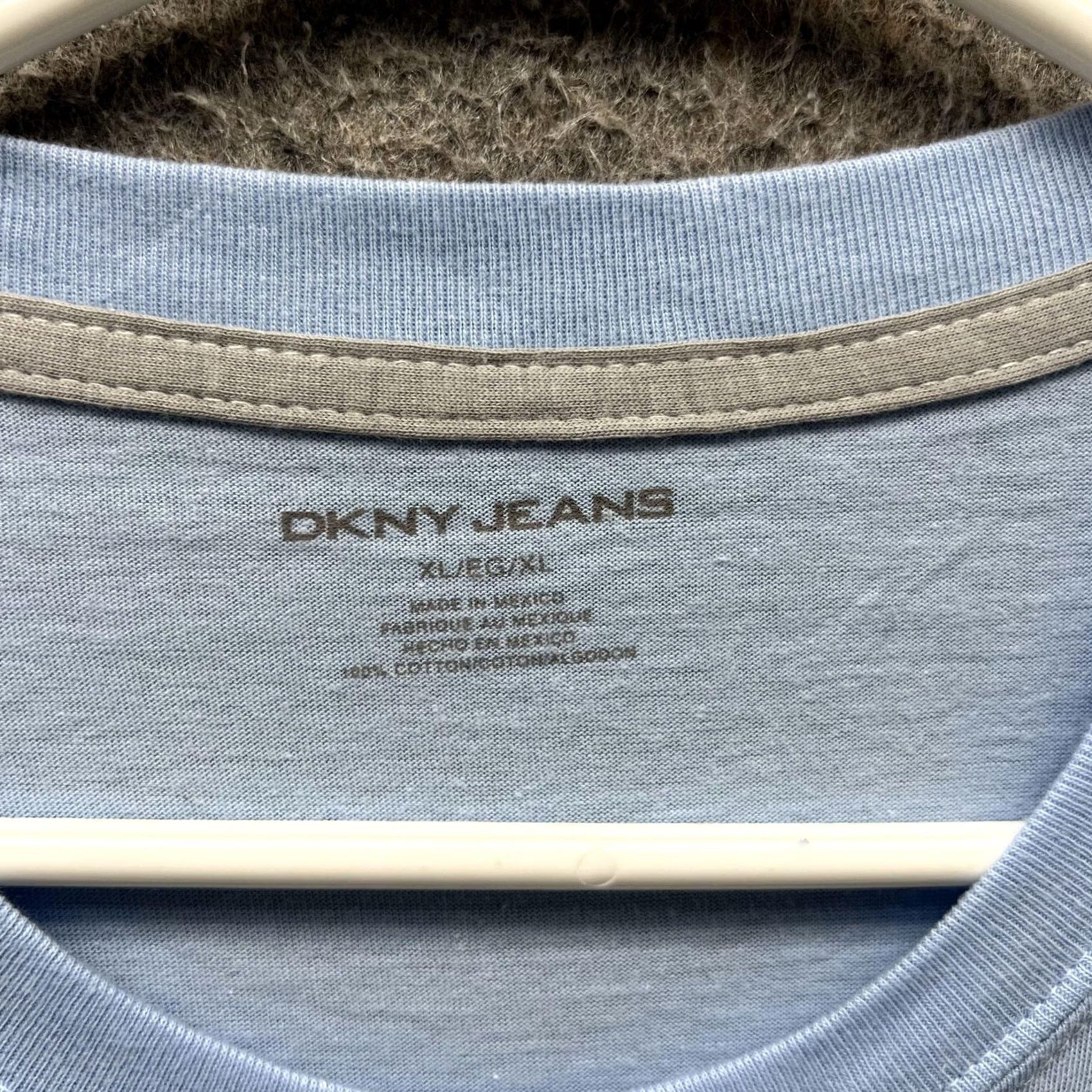 DKNY DKNY Jeans Shirt Mens XL Blue Abstract Graphic Tee Tagless Cotton Crewneck T-Shirt Graphic Print Size US XL / EU 56 / 4 - 2 Thumbnail