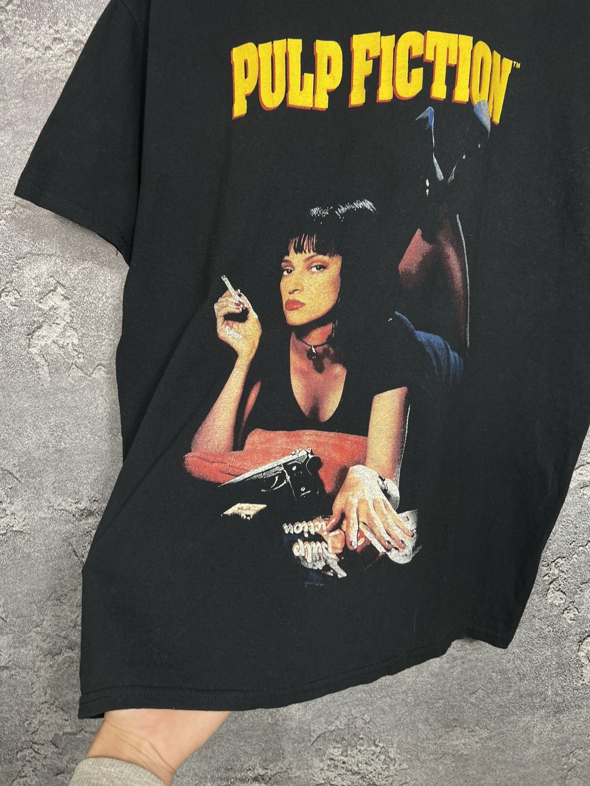 Vintage Pulp Fiction Movie Promo Graphic T-shirt Tee Tarantino Size US M / EU 48-50 / 2 - 8 Thumbnail