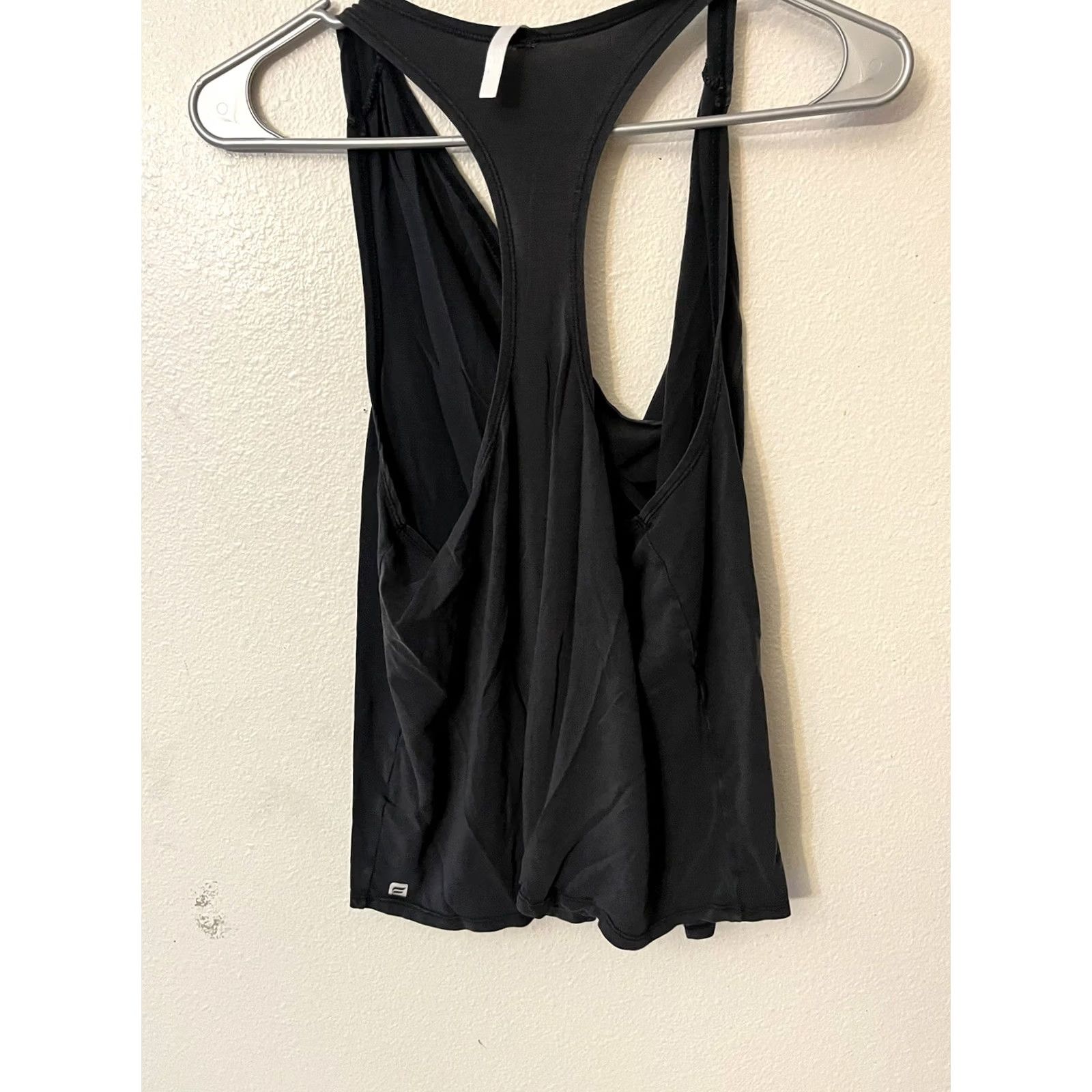 Fabletics Fabletics Tank Top Womens Black Racerback Athletic Medium Sleeveless Pullover Scoop Neck Fitness Gym Yoga Basic Casual Sports Breathable Size M / US 6-8 / IT 42-44 - 2 Thumbnail