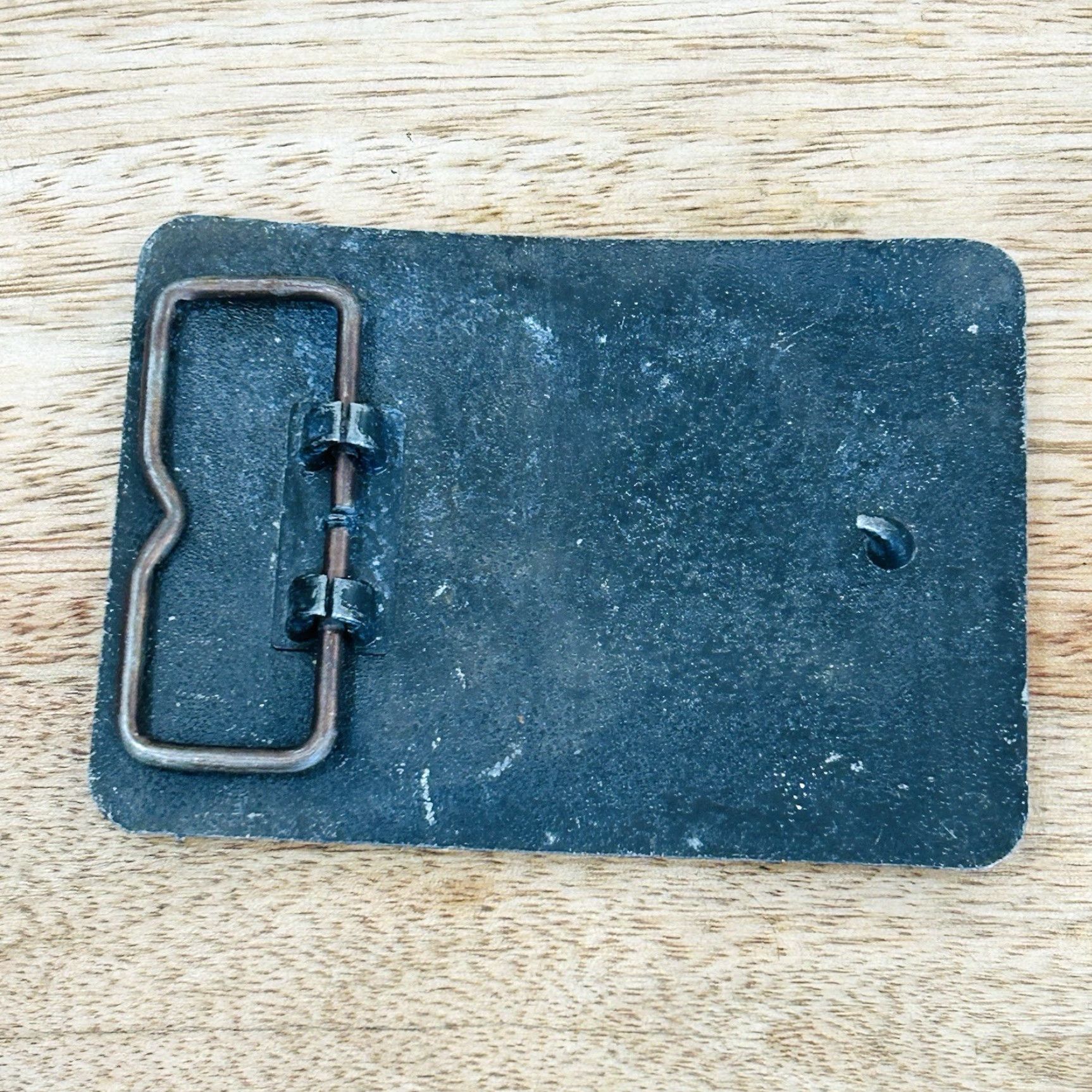 Vintage VINTAGE NRA Pewter Belt Buckle Defenders of Firearms Freedom 1985 Gray Unisex Belt Buckle Mens Womens Boys Girls Size ONE SIZE - 2 Thumbnail