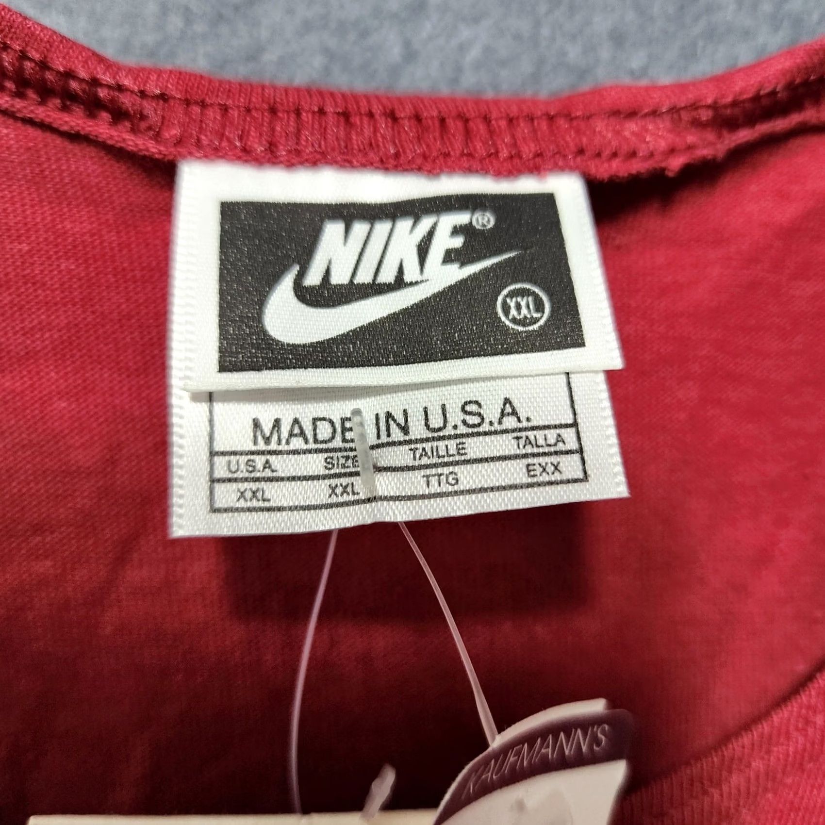 Nike VINTAGE Nike Mens Tank Top XXL Maroon Cotton Embroidered Logo Deadstock Made USA 90s Logo Mens Tank Top XL? Size US XXL / EU 58 / 5 - 3 Thumbnail