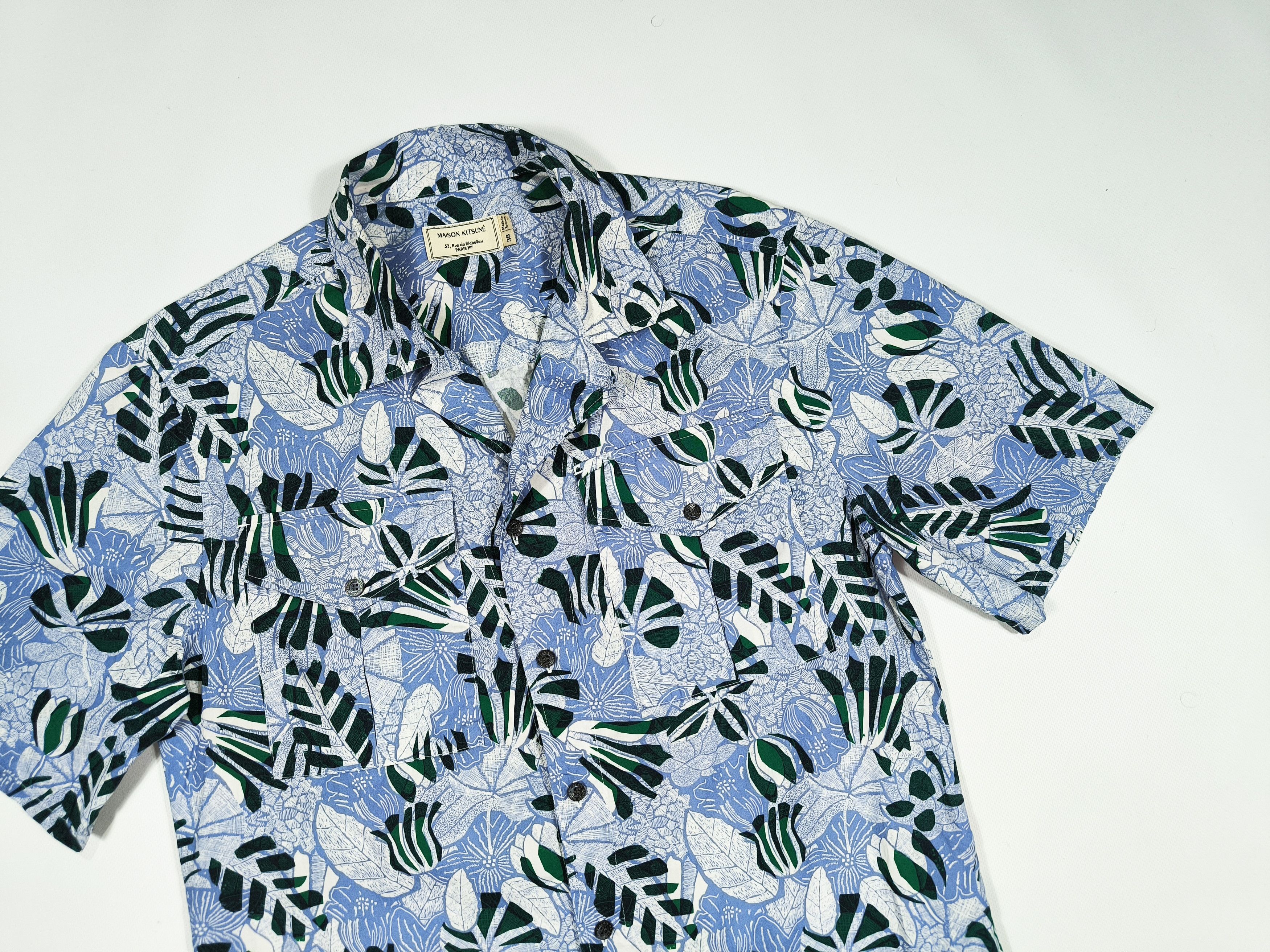 Maison Kitsune Maison Kitsune Floral Pattern Shirt Size 38 Size US M / EU 48-50 / 2 - 2 Thumbnail