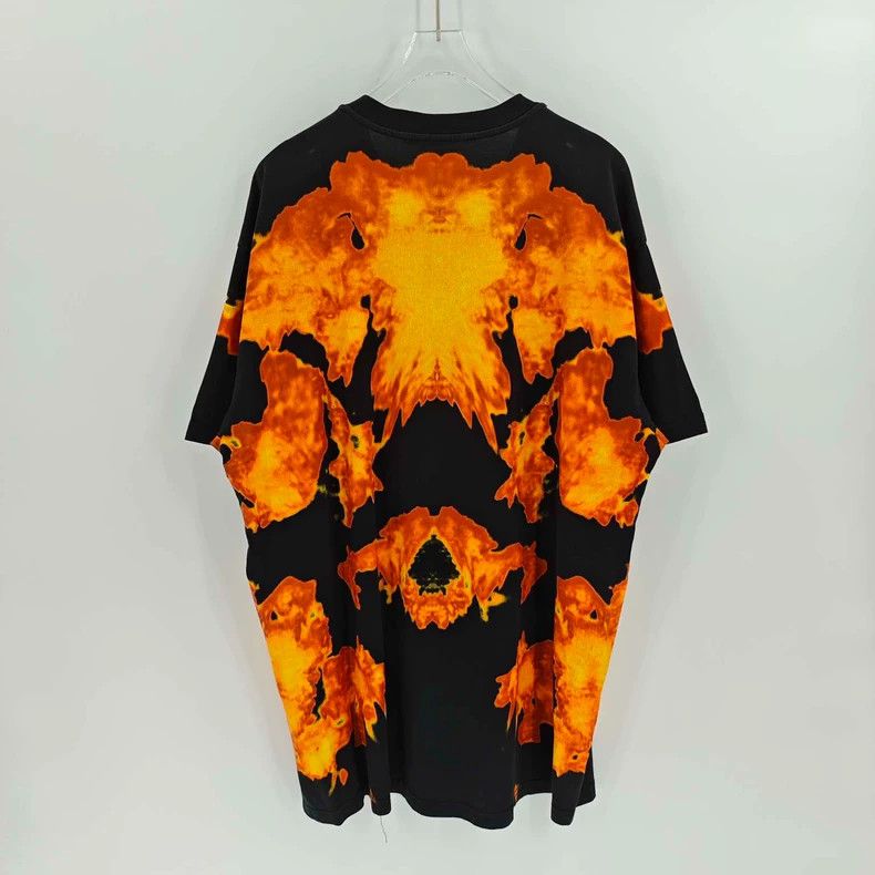 Givenchy Givenchy Flame Printed Short Sleeve Size US M / EU 48-50 / 2 - 2 Thumbnail