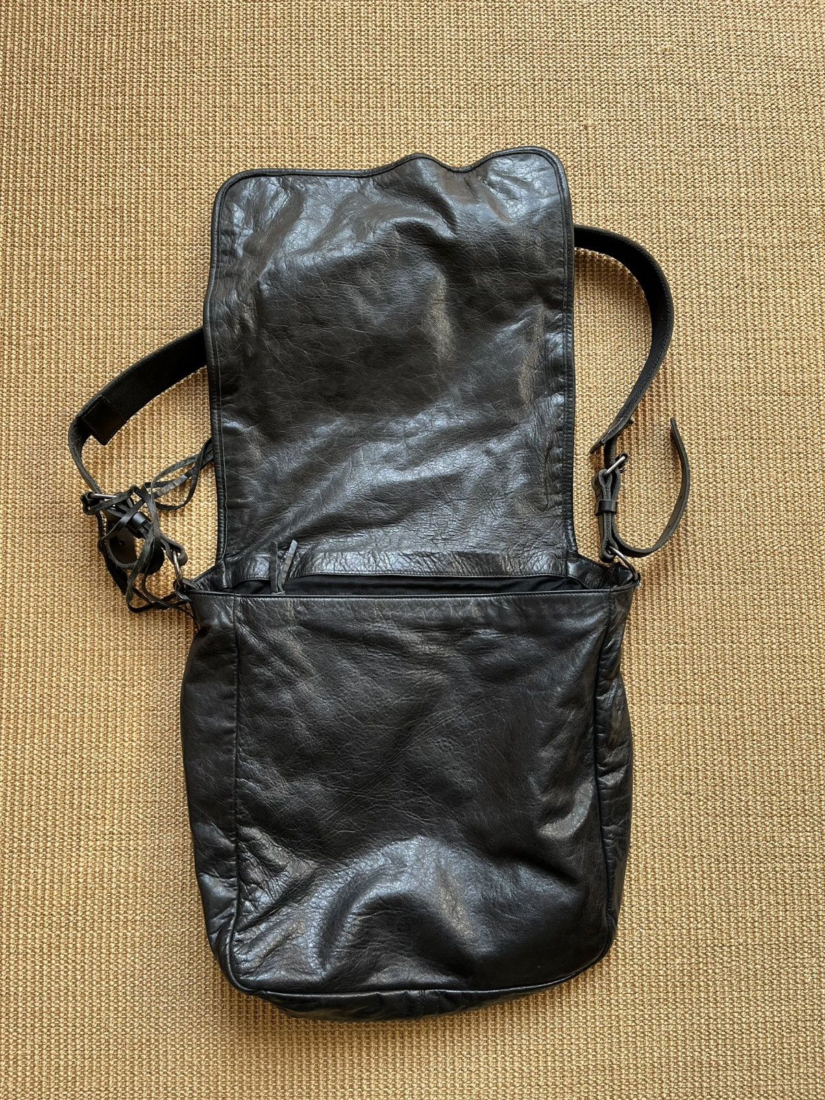Balenciaga Balenciaga Messanger Bag Size ONE SIZE - 4 Thumbnail