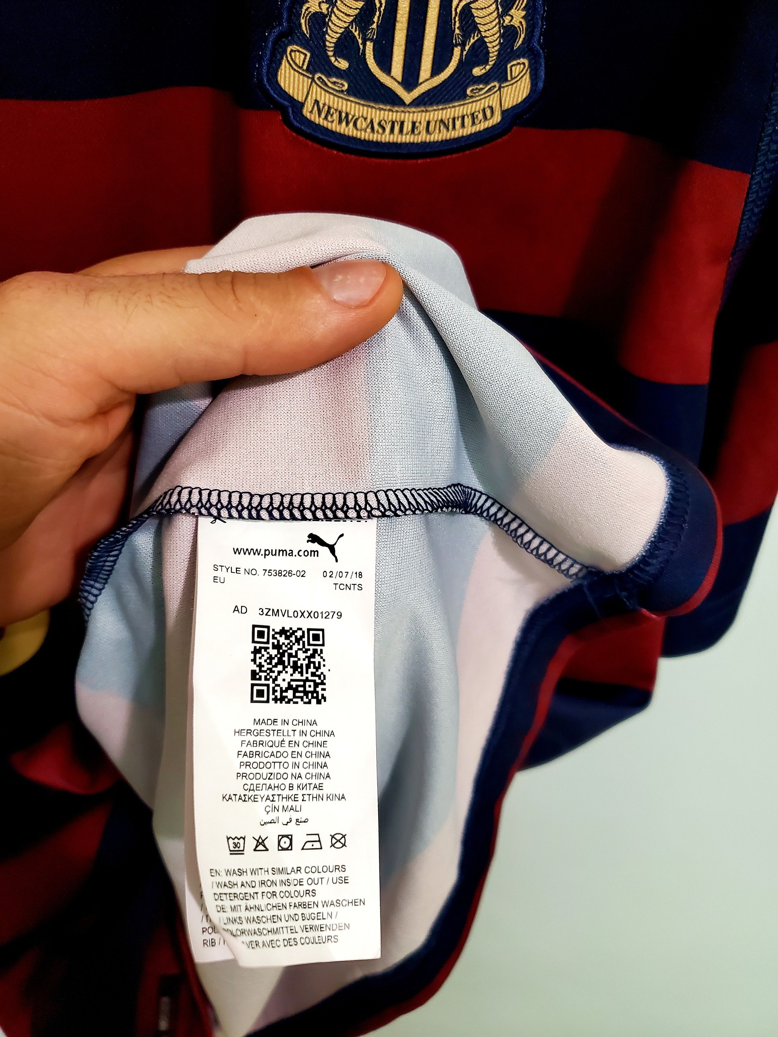 Puma NEWCASTLE PUMA 2018/2019 FOOTBALL SOCCER AWAY JERSEY Size US XXL / EU 58 / 5 - 6 Thumbnail