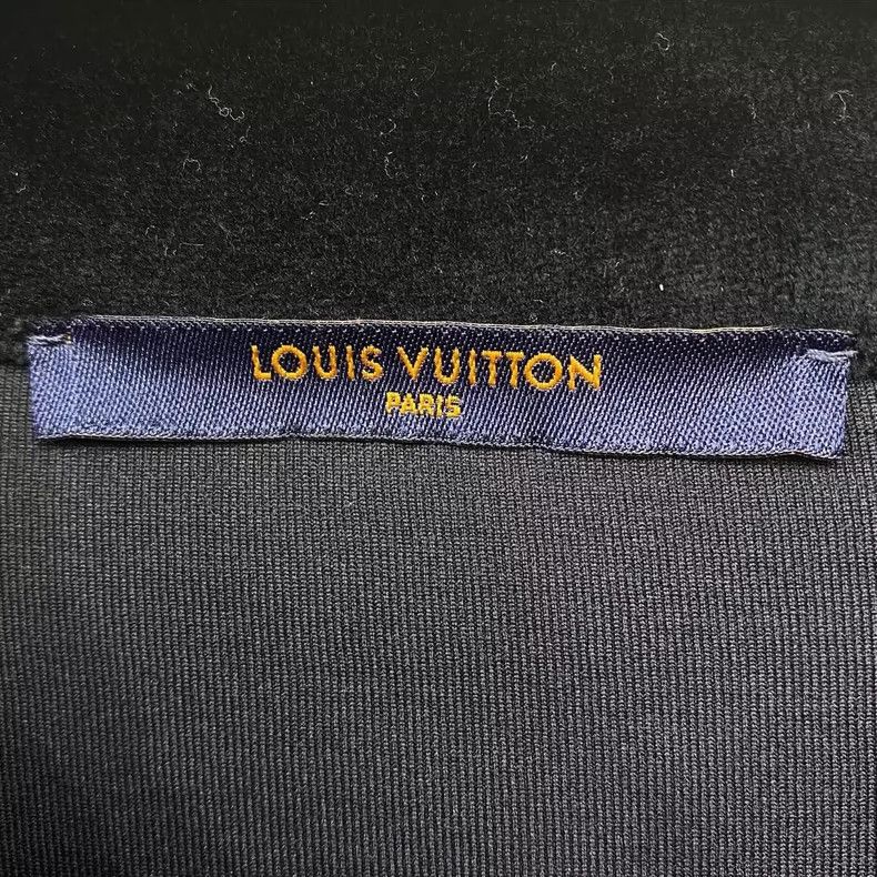 Louis Vuitton LOUIS VUITTON Velour Half Zip Jacket 2504-Nextarrow Size US S / EU 44-46 / 1 - 8 Thumbnail