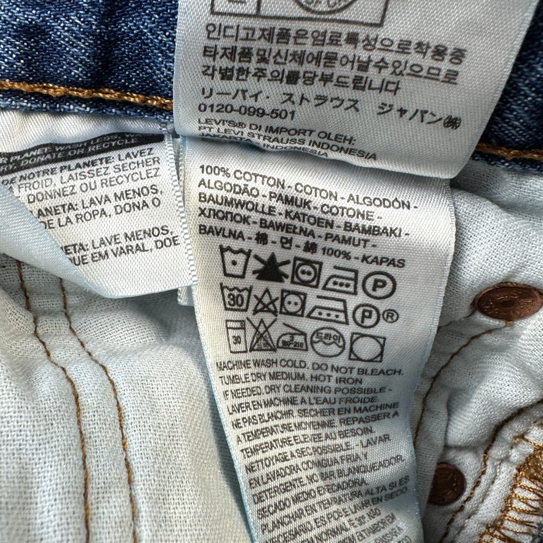 Levi's VINTAGE Levi's 501 Jeans Mens 36x30 Blue Denim Straight 5-Pocket Regular Fit Casual 90s Mens Size US 36 / EU 52 - 6 Thumbnail