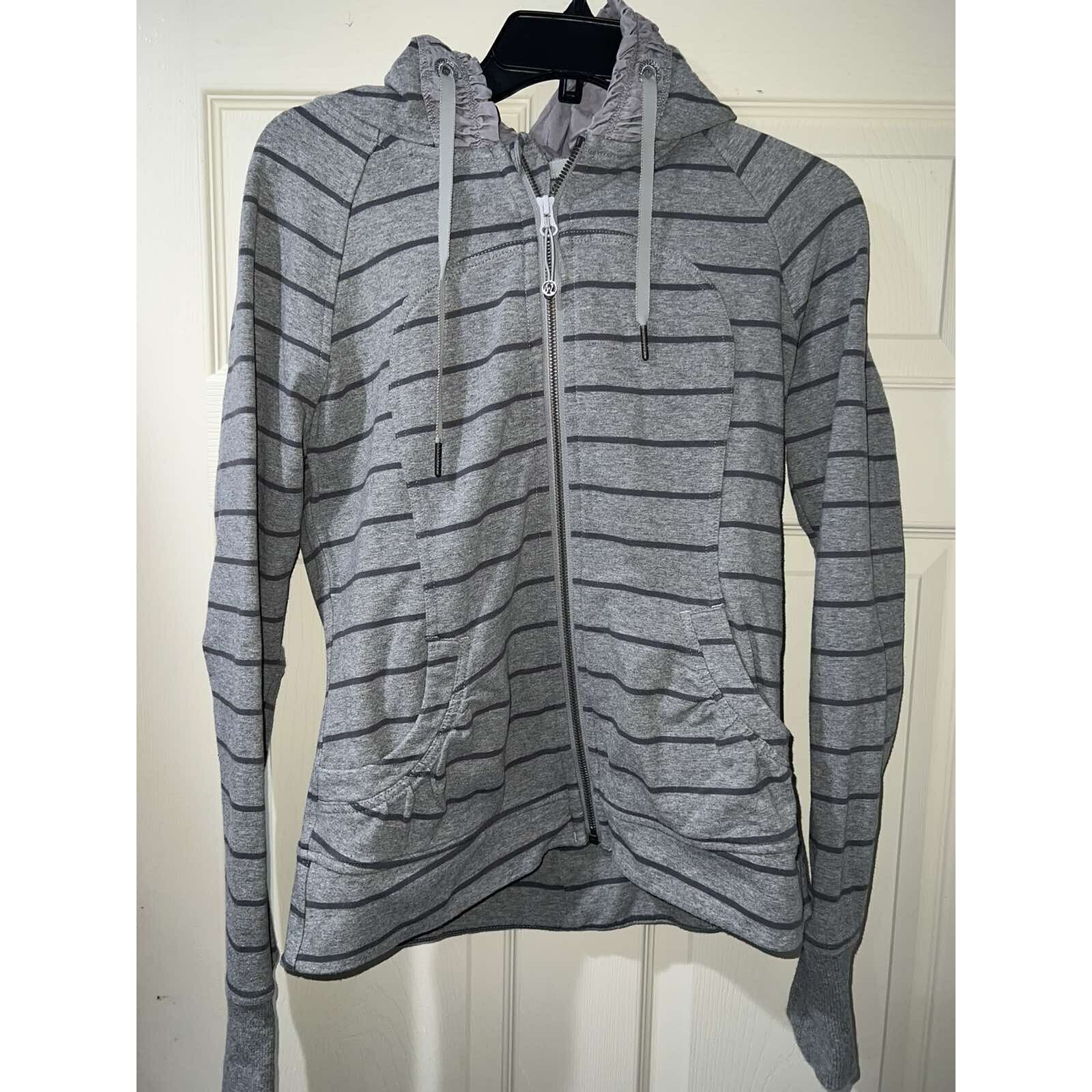 Lululemon Lululemon Movement Jacket Cayman Stripe Grey Size M A002024 Size M / US 6-8 / IT 42-44 - 5 Thumbnail