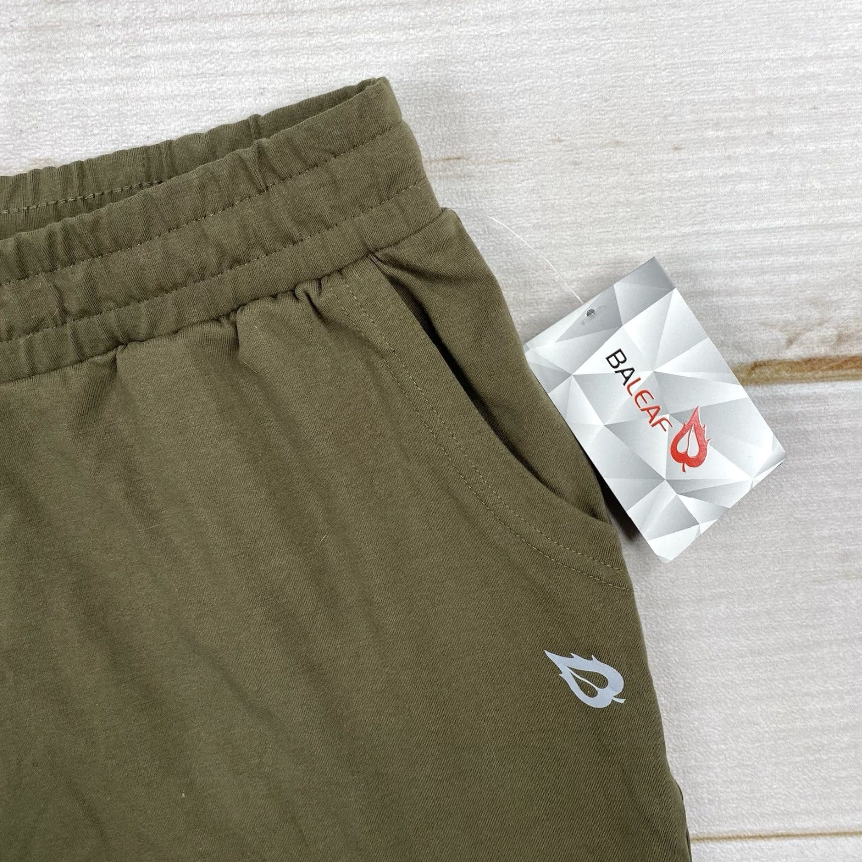 Vintage Baleaf Womens Shorts 2XL Green Cotton Drawstring Pockets Pull On Lounge Yoga Shirt Size 40" / US 18 - 2 Thumbnail