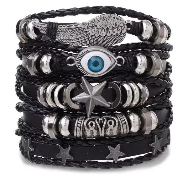 Leather Mikami x Ibuki Black Skull Multi-layer PU Leather Bracelet Size ONE SIZE - 1 Thumbnail