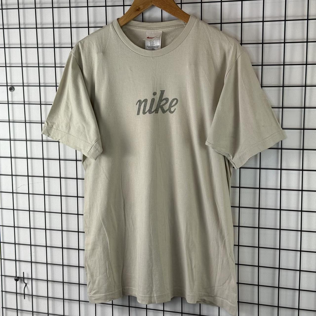 Nike Nike Vintage 90s T shirt Tee Beige Size US L / EU 52-54 / 3 - 2 Thumbnail