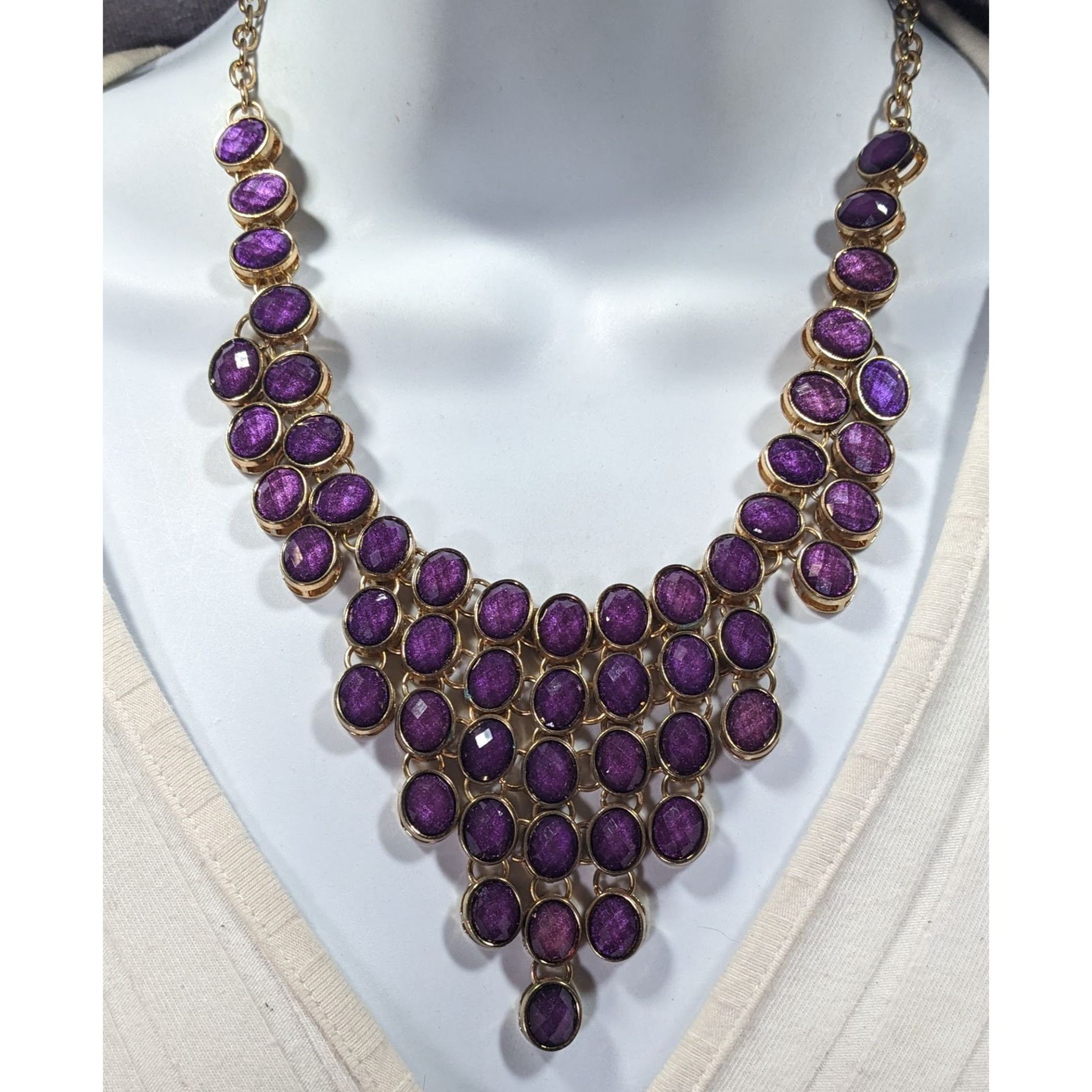 Other Vintage Regal Purple And Gold Tone Gemmed Bib Necklace Size ONE SIZE - 5 Thumbnail