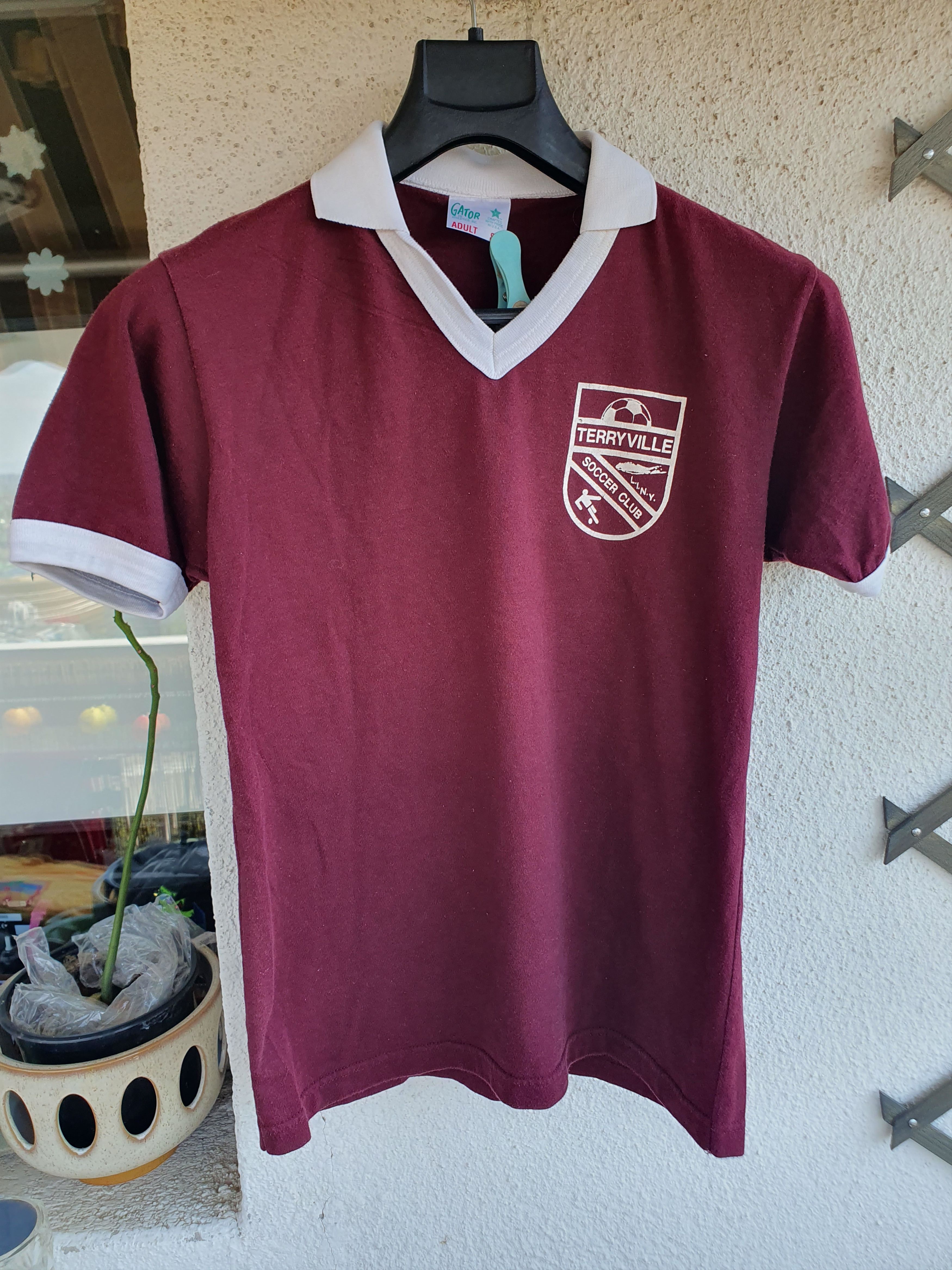 Vintage Terryville Soccer Club Gator Athletics Made in USA t-shirt Size US S / EU 44-46 / 1 - 1 Thumbnail