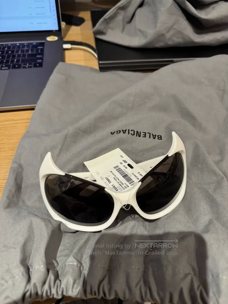 Balenciaga Balenciaga Sunglasses Size ONE SIZE - 2 Thumbnail