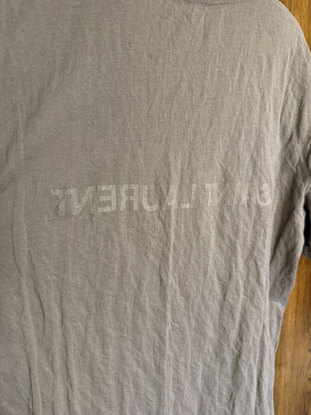 Saint Laurent Paris $620 ss23 Saint Laurent reverse logo khaki t shirt L Size US L / EU 52-54 / 3 - 18 Thumbnail