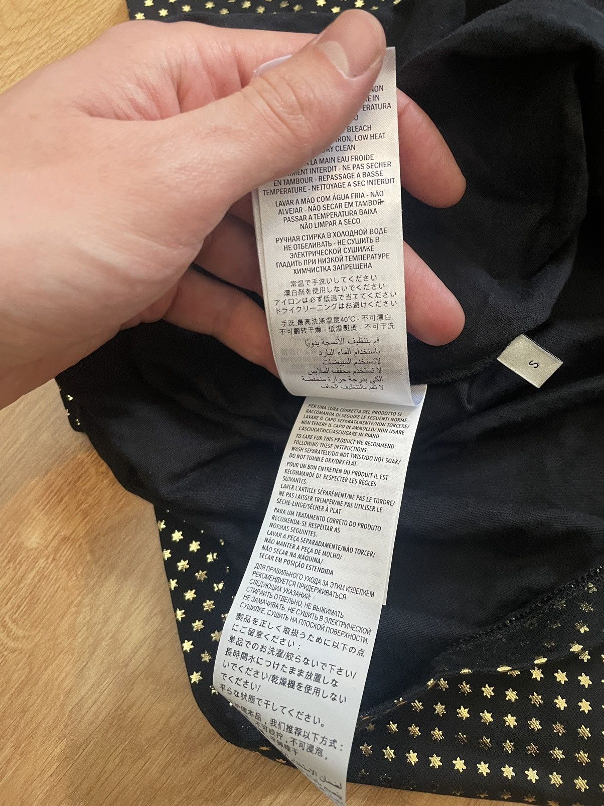 Gucci Gucci gold star print shirt Size US L / EU 52-54 / 3 - 8 Thumbnail