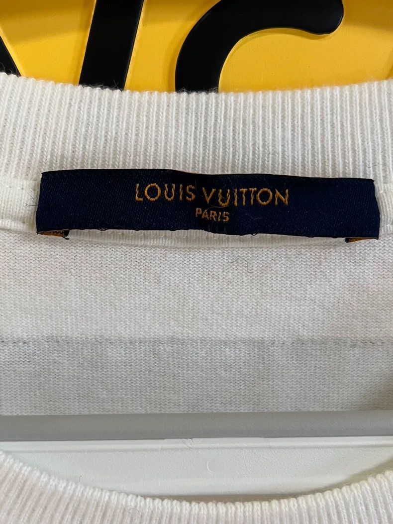 Louis Vuitton Louis Vuitton Crew neck logo embroidered short sleeves Size US M / EU 48-50 / 2 - 3 Thumbnail