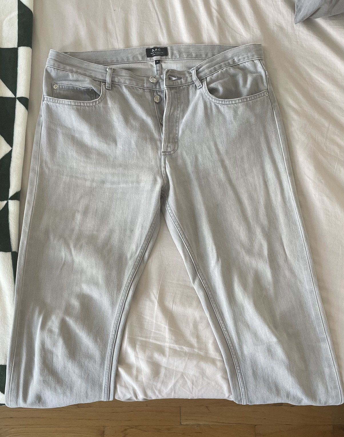A.P.C. New Standard Size US 31 - 1 Thumbnail