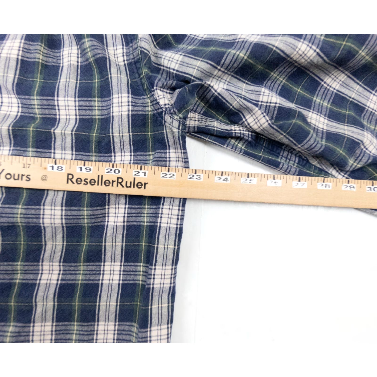 Vintage L.L. Bean Mens Shirt Long Sleeve Button-Up Heavy Cotton Plaid Blue Adult Medium Size M Regular Fit Size US M / EU 48-50 / 2 - 7 Thumbnail