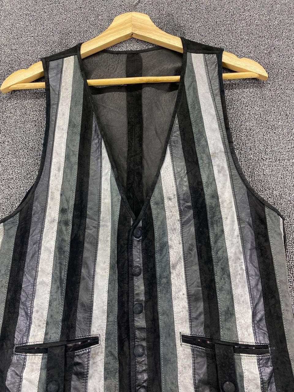 Leather Vintage Fiorucci Striped Leather Vest Size XS / US 0-2 / IT 36-38 - 4 Thumbnail