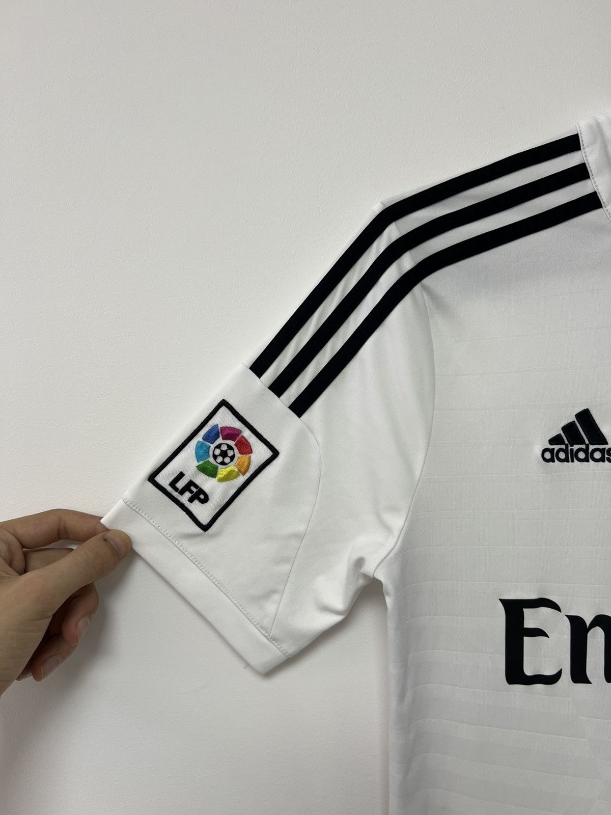 Adidas × Vintage Real Madrid 2014-15 Home Jersey Adidas Football Shirt Boy XL Size US S / EU 44-46 / 1 - 5 Thumbnail