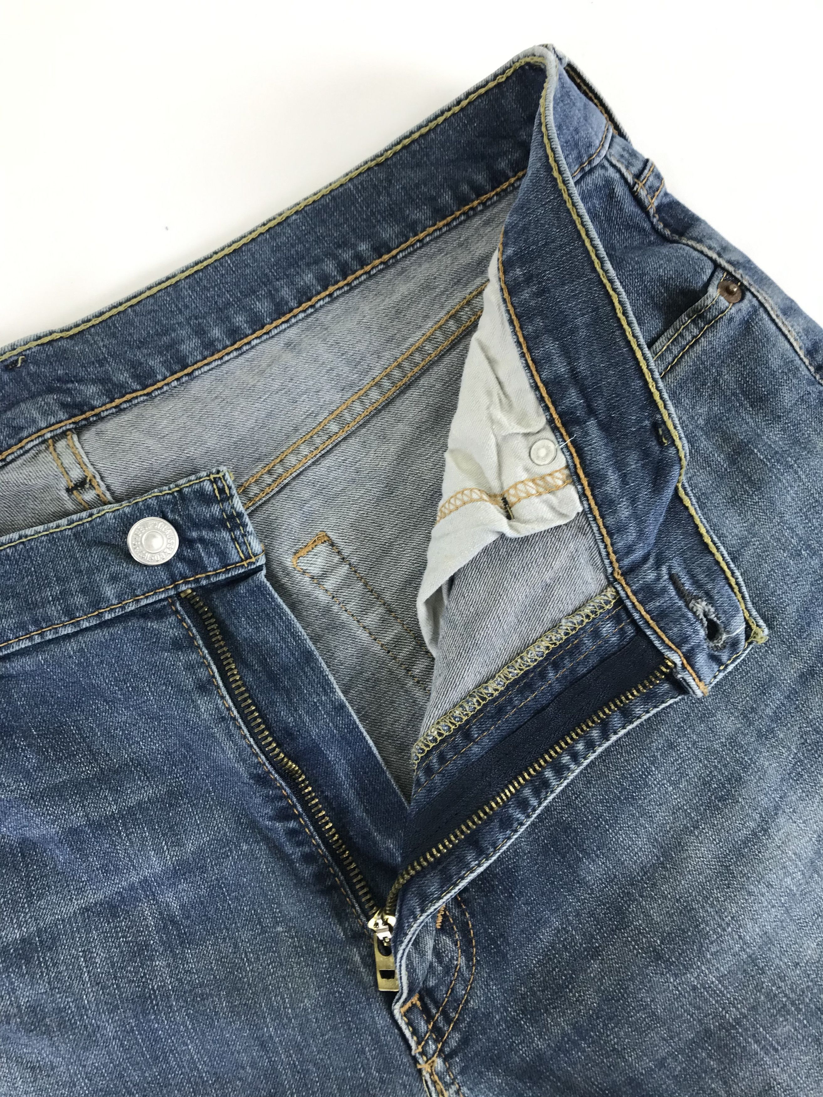 Levi's Vintage Levi's 541 Athletic Fit Jeans Size US 36 / EU 52 - 9 Thumbnail