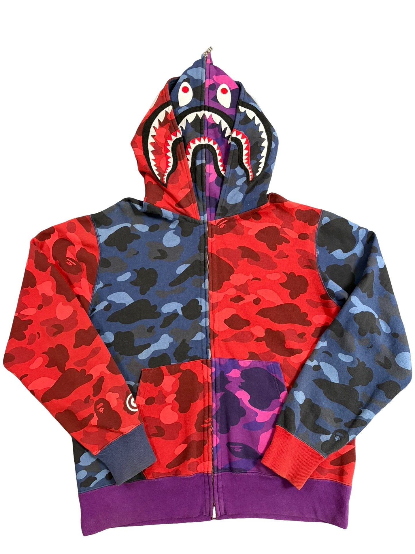 Bape A Bathing Ape Multi Camo Shark Hoodie Size XL Size US XL / EU 56 / 4 - 1 Thumbnail