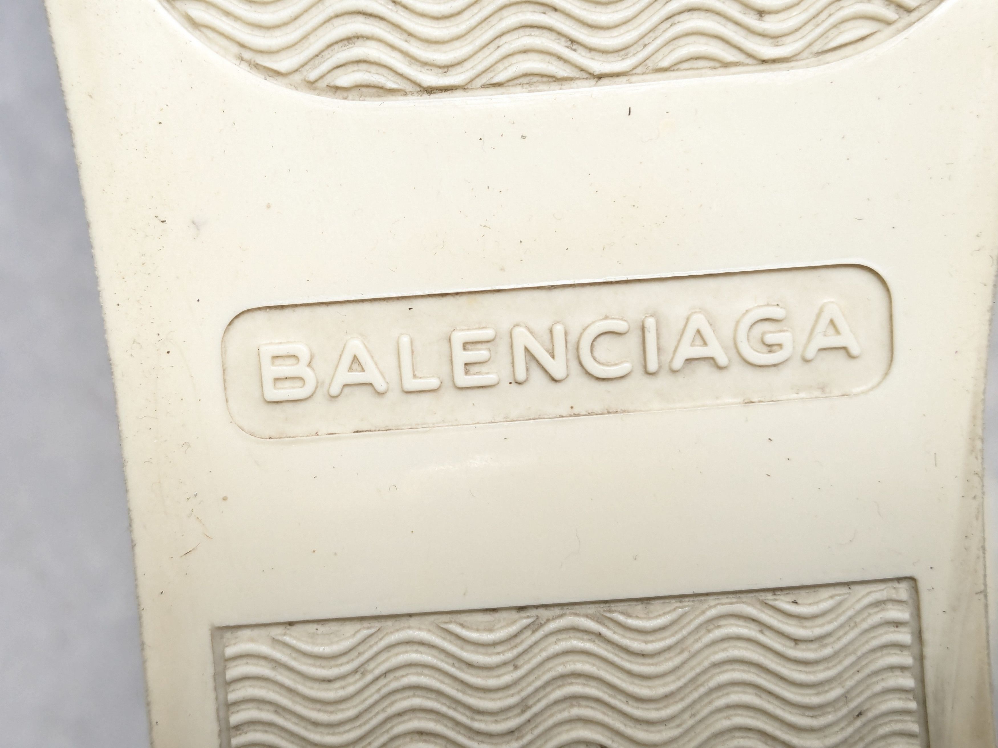 Balenciaga Balenciaga Arena Sneakers White 9 High Tops Leather Size US 9 / EU 42 - 17 Thumbnail